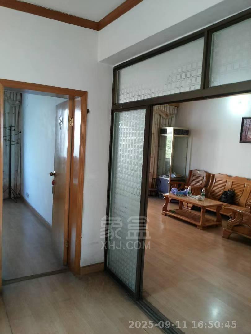 何家坳  2室1厅1卫    800.0元/月室内图