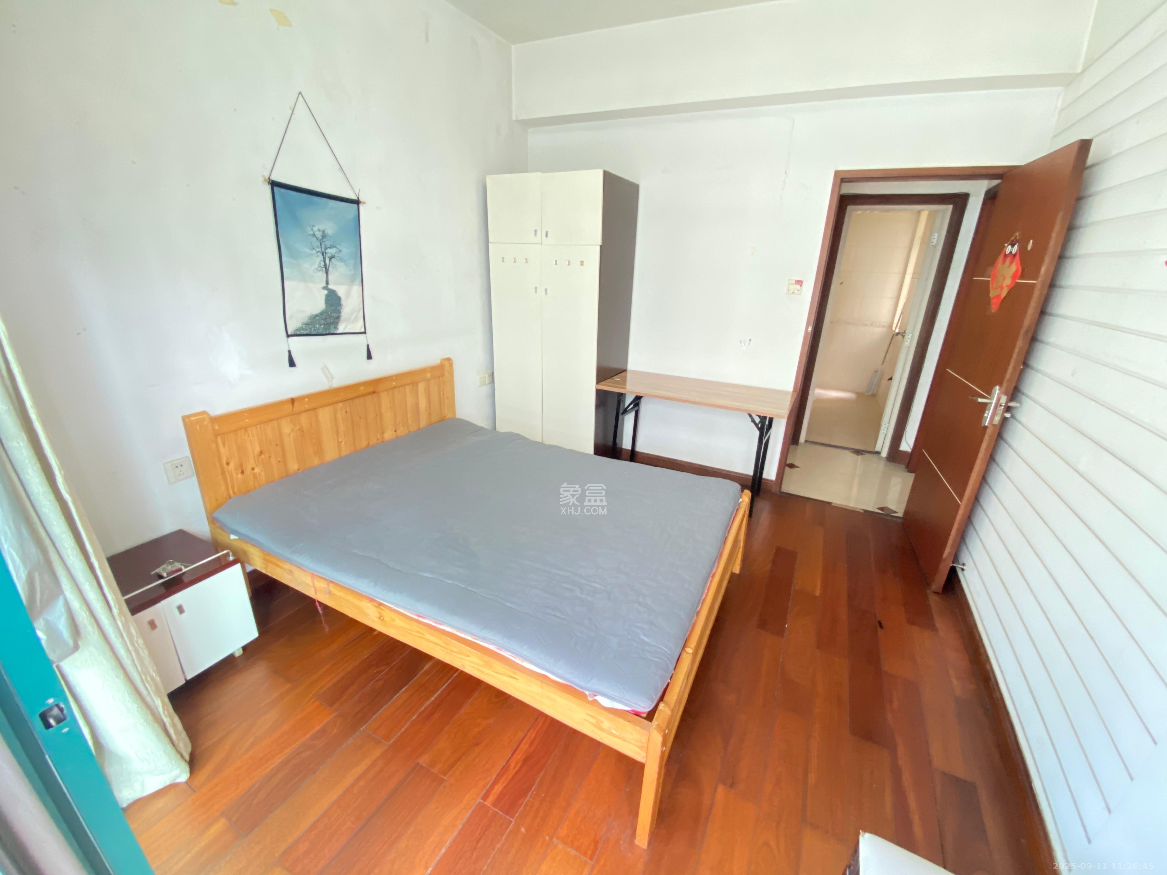 华盛家园  3室2厅2卫    2200.0元/月 华盛家园  3室2厅2卫    2200.0元/月室内图