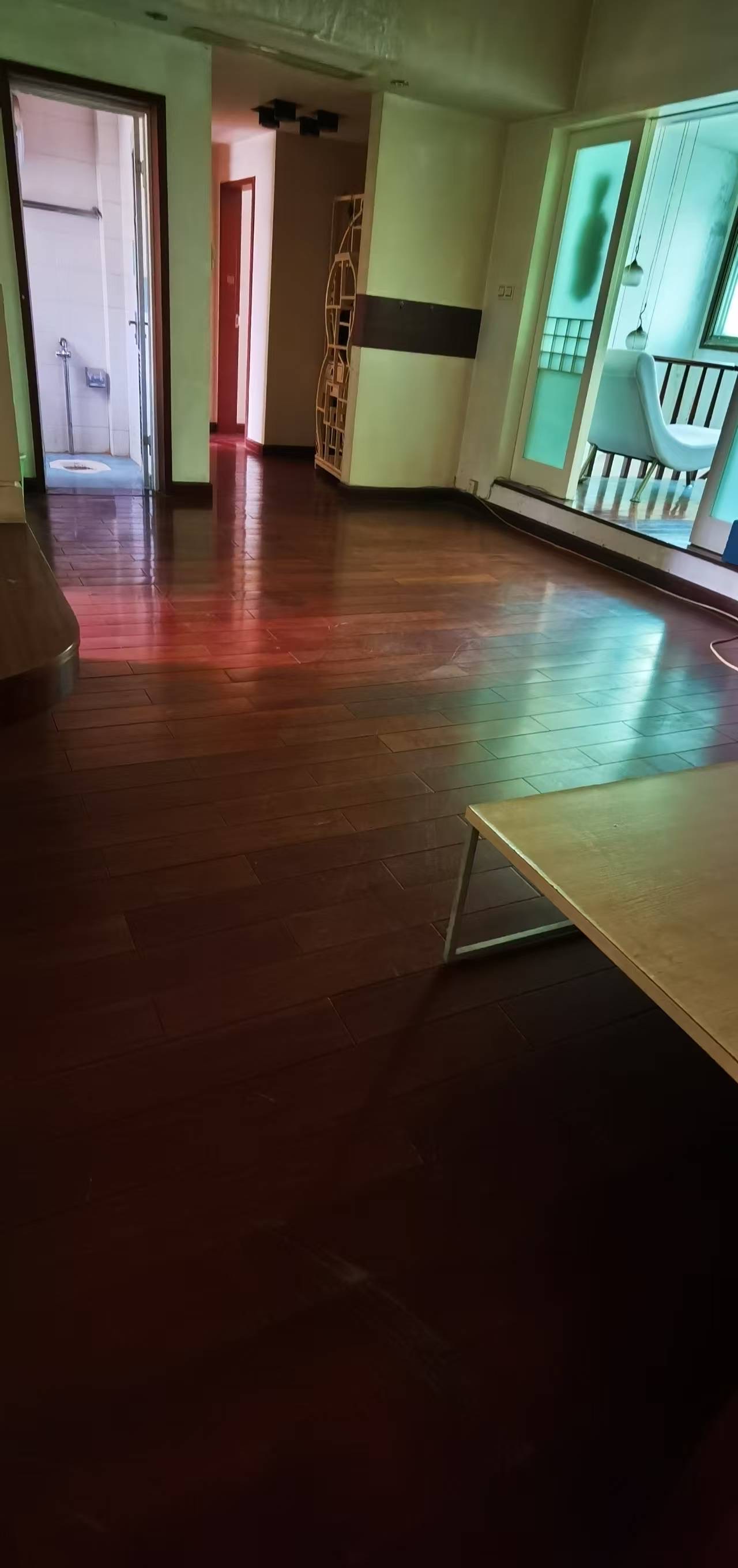 锦绣华天 5室2厅2卫 5500.0元/月 锦绣华天 5室2厅2卫 5500.0元/月户型图