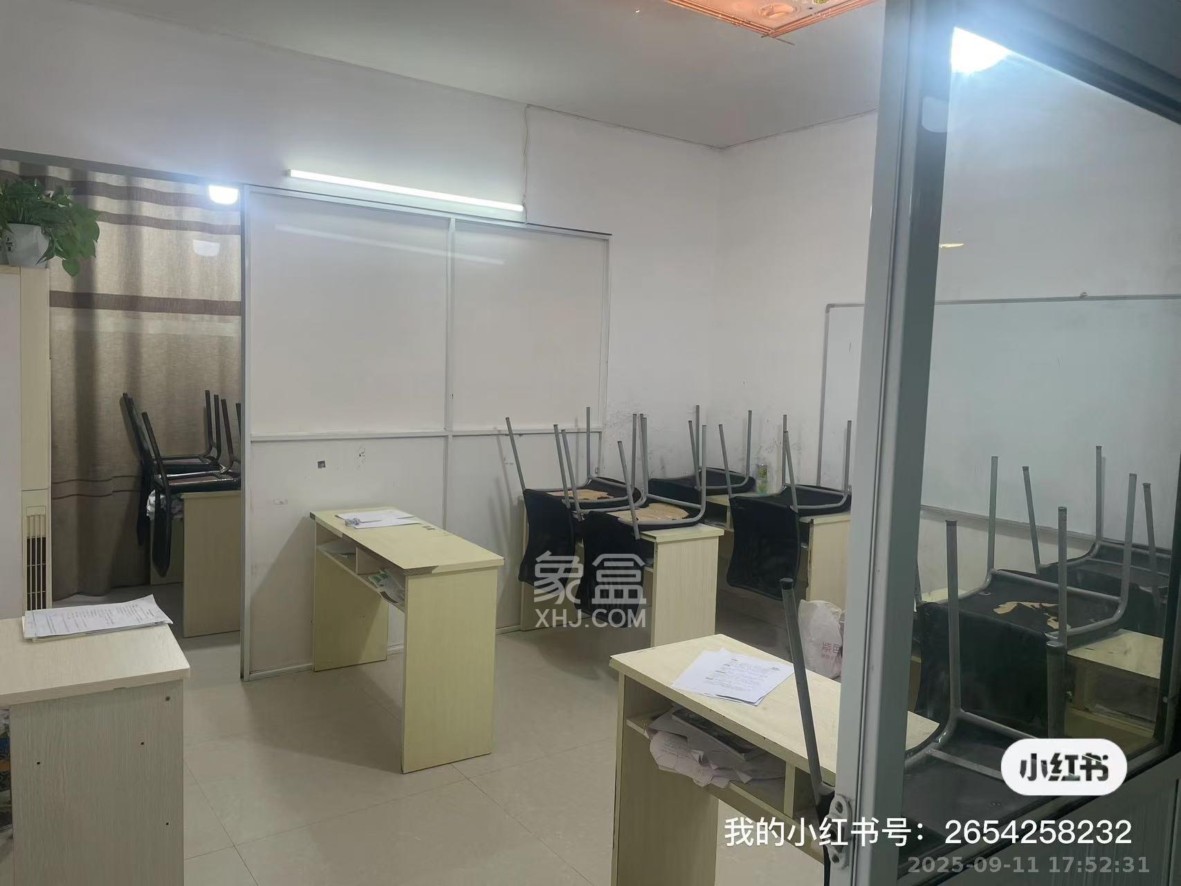 家和苑（原梅溪湖保障性住房一期）  3室2厅2卫    2400.0元/月室内图