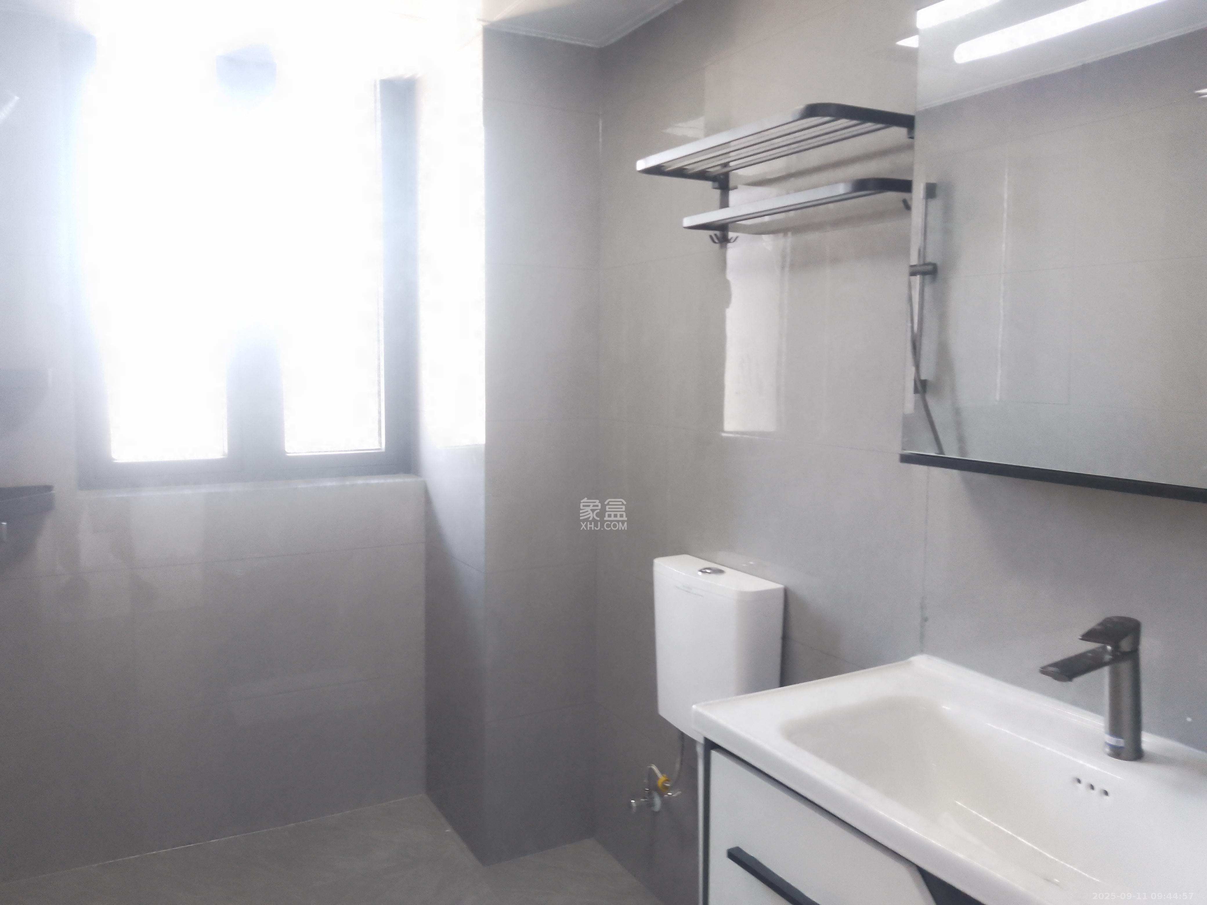 悦海豪庭 1室0厅0卫 2600.0元/月 悦海豪庭 1室0厅0卫 2600.0元/月室内图