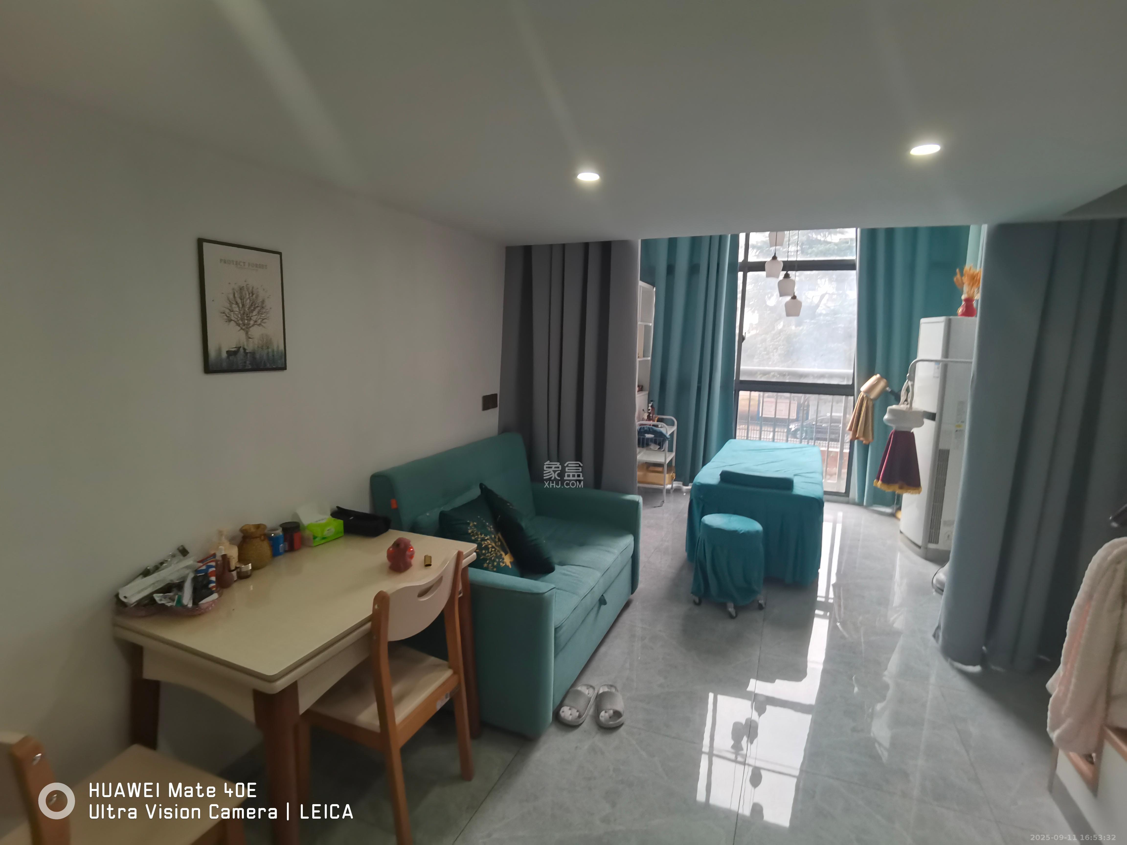 裕天国际商汇中心 1室1厅1卫 1700.0元/月 裕天国际商汇中心 1室1厅1卫 1700.0元/月室内图