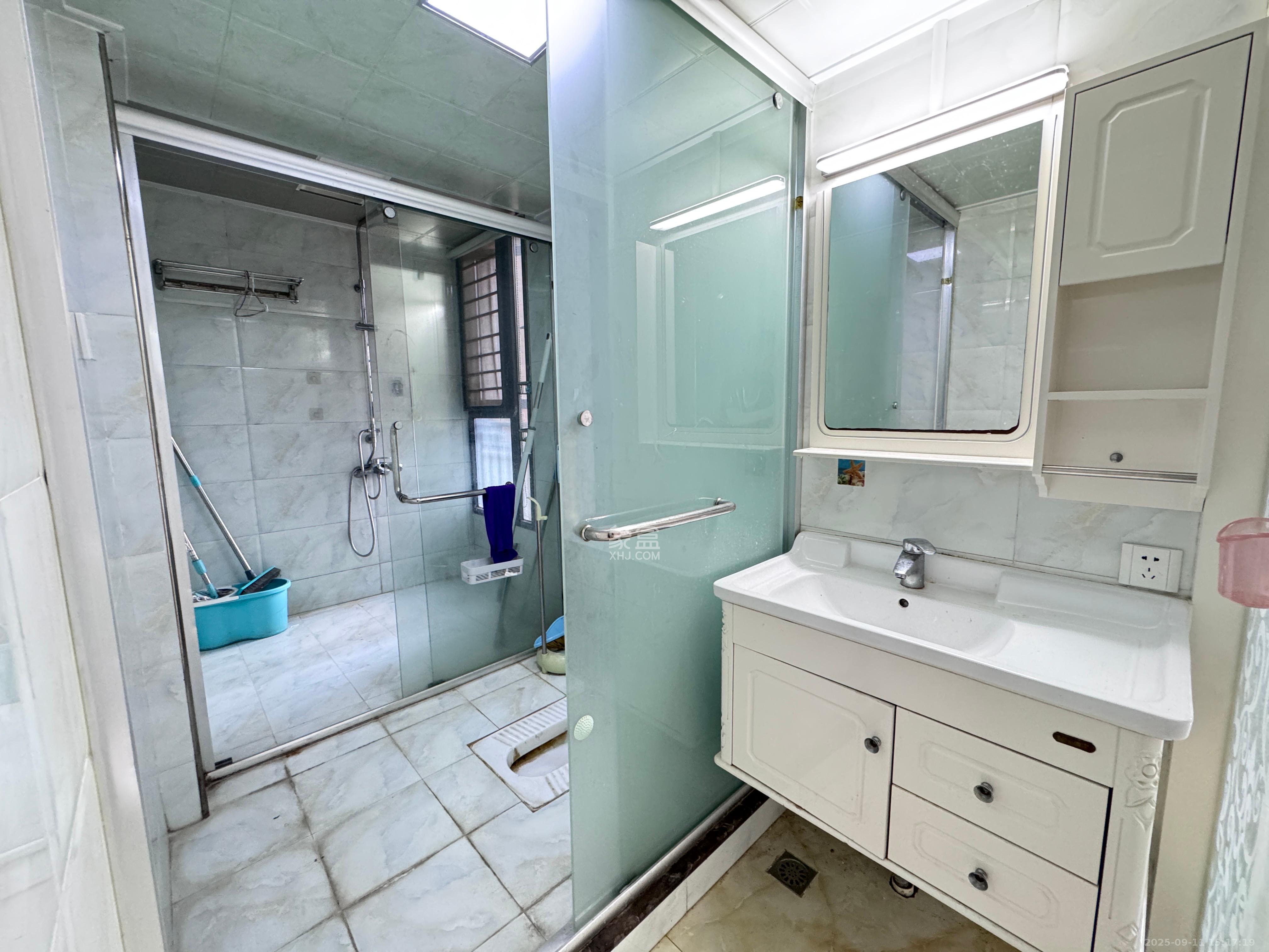 五矿万境水岸一期（万境水岸嘉苑）  1室2厅1卫    2100.0元/月室内图