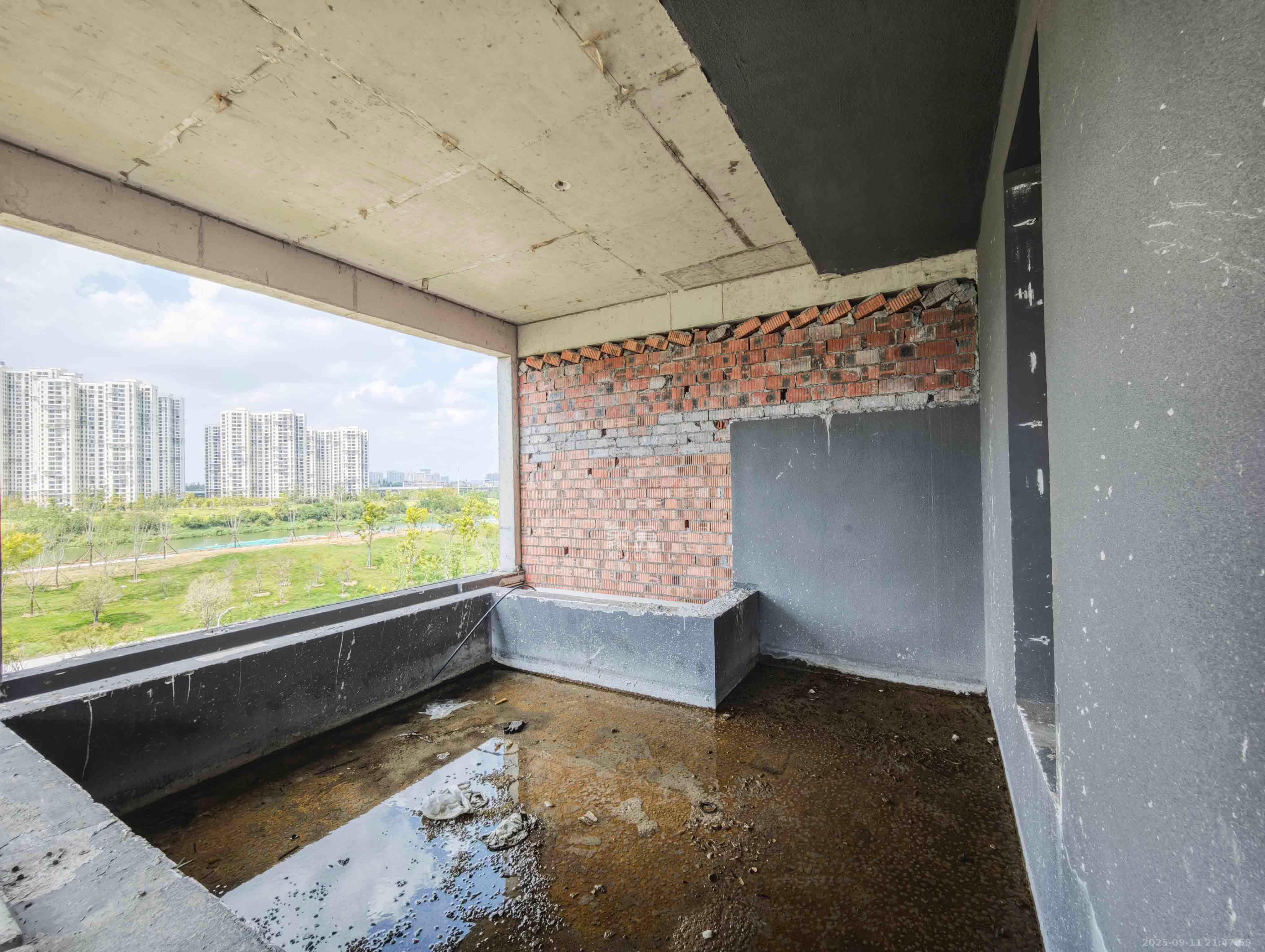 新城明昱东方 6室2厅3卫 408.0万 新城明昱东方 6室2厅3卫 408.0万其他