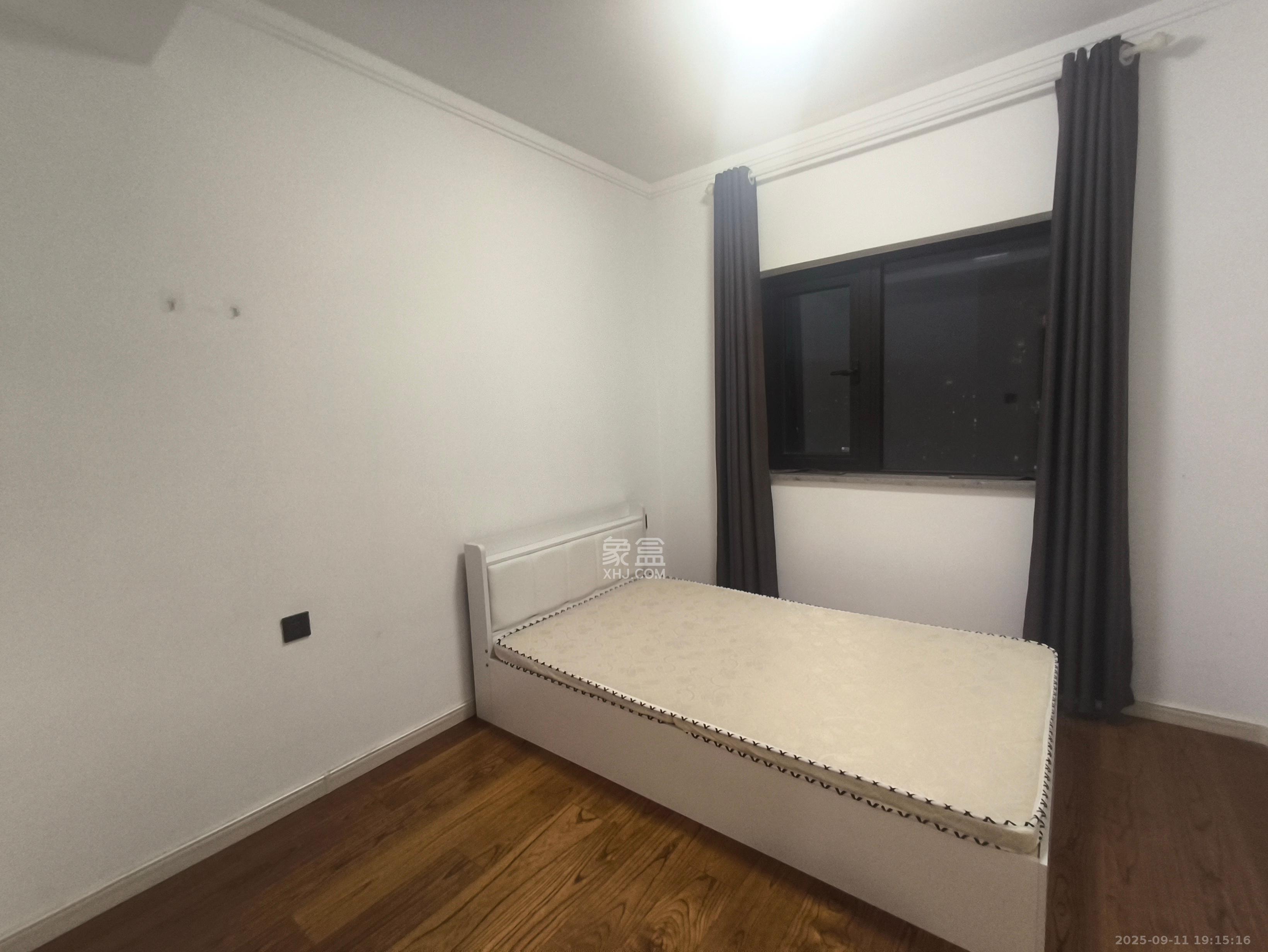 万科金色梦想C区  4室2厅2卫    4000.0元/月 万科金色梦想C区  4室2厅2卫    4000.0元/月室内图