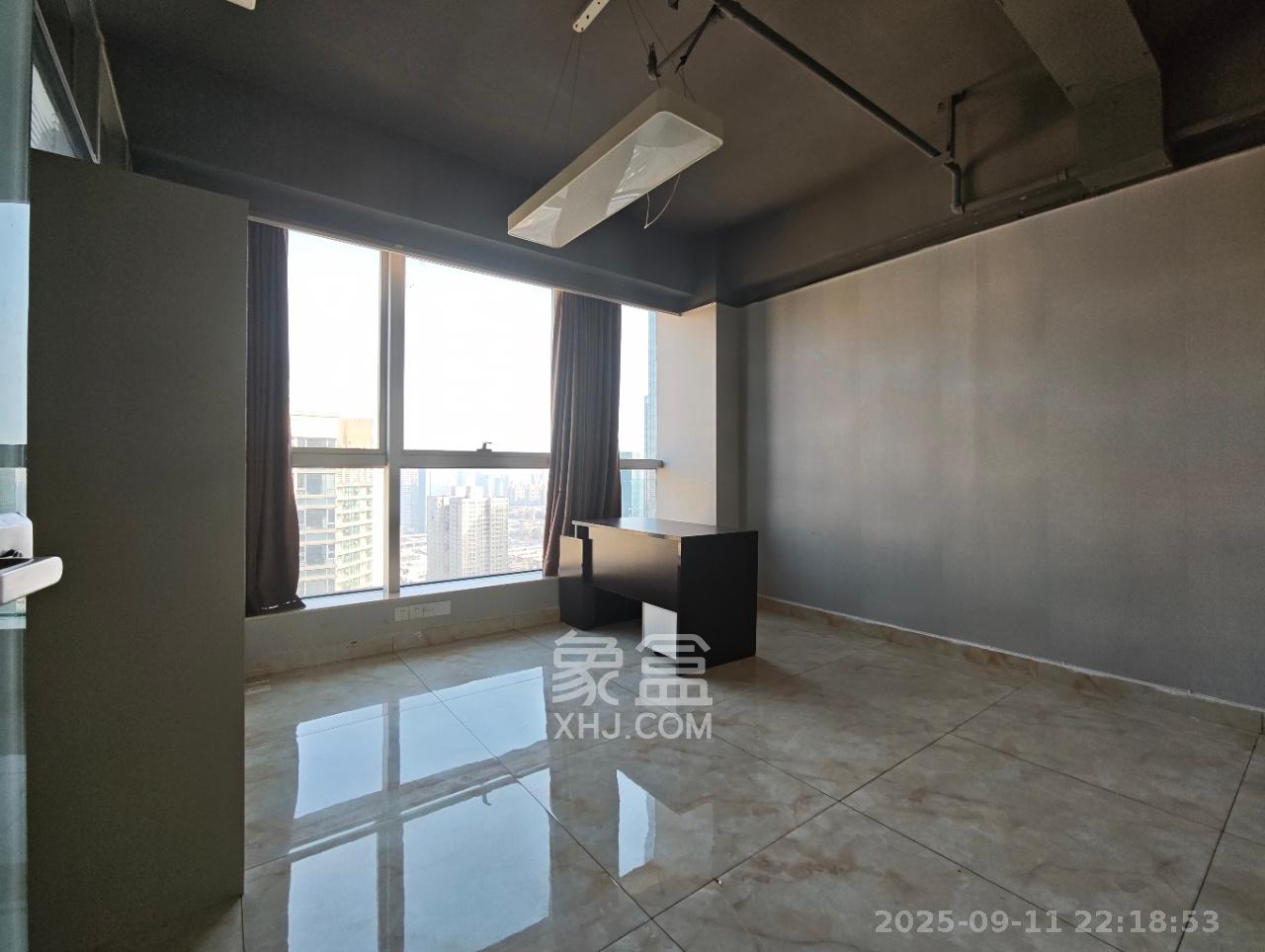 天健壹平方英里（天健芙蓉盛世二期）   260.0㎡      14500.0元/月室内图