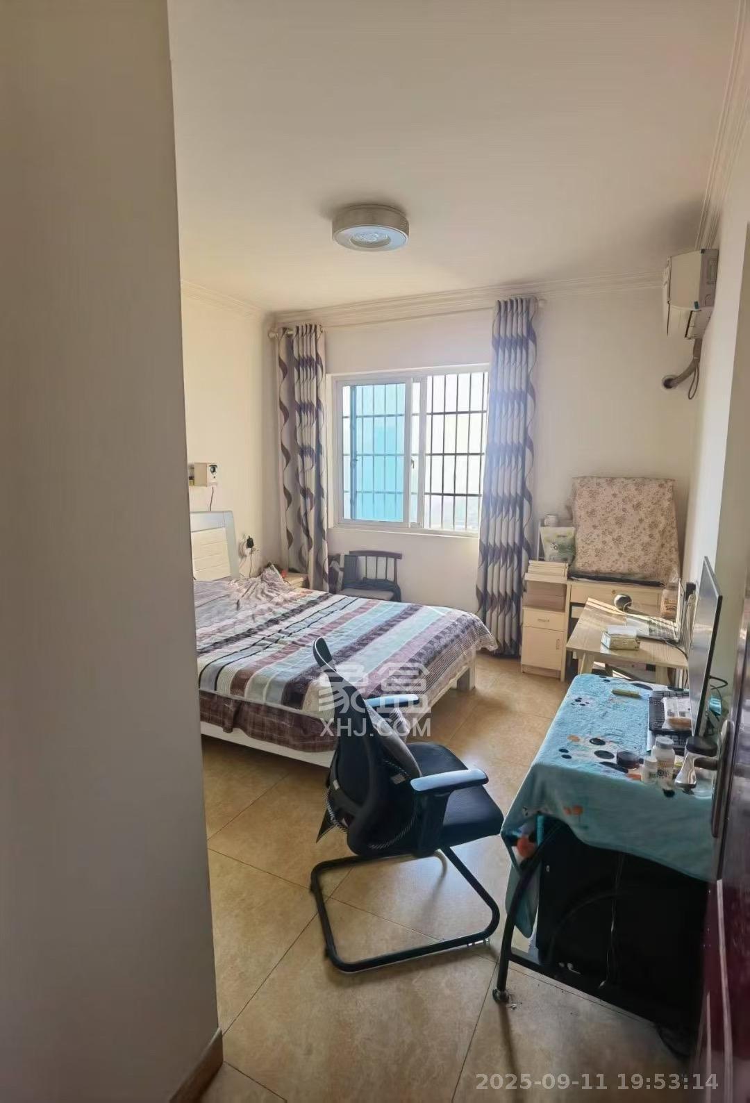 福嘉园 3室2厅2卫 2700.0元/月 福嘉园 3室2厅2卫 2700.0元/月室内图