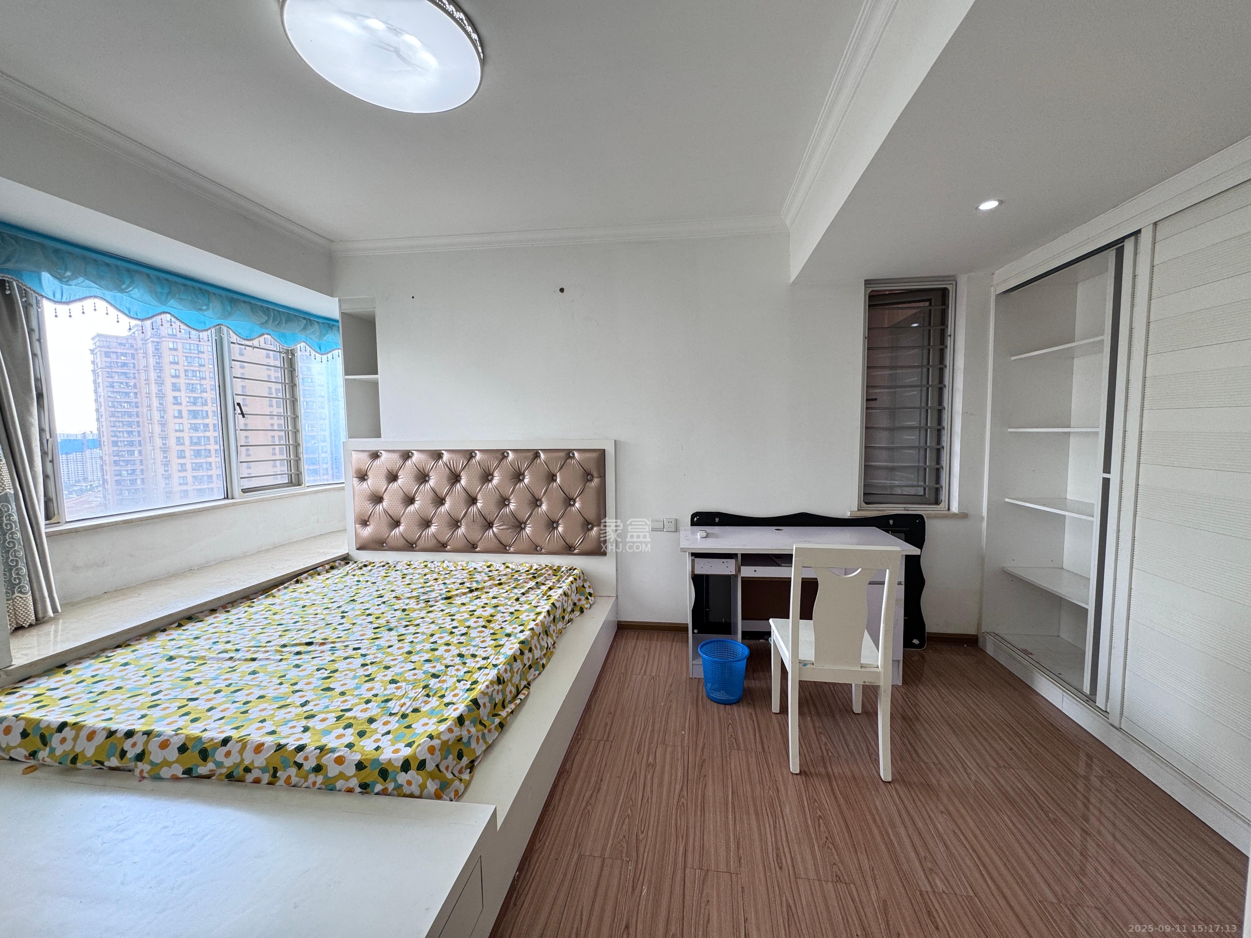 五矿万境水岸一期（万境水岸嘉苑）  1室2厅1卫    2100.0元/月室内图