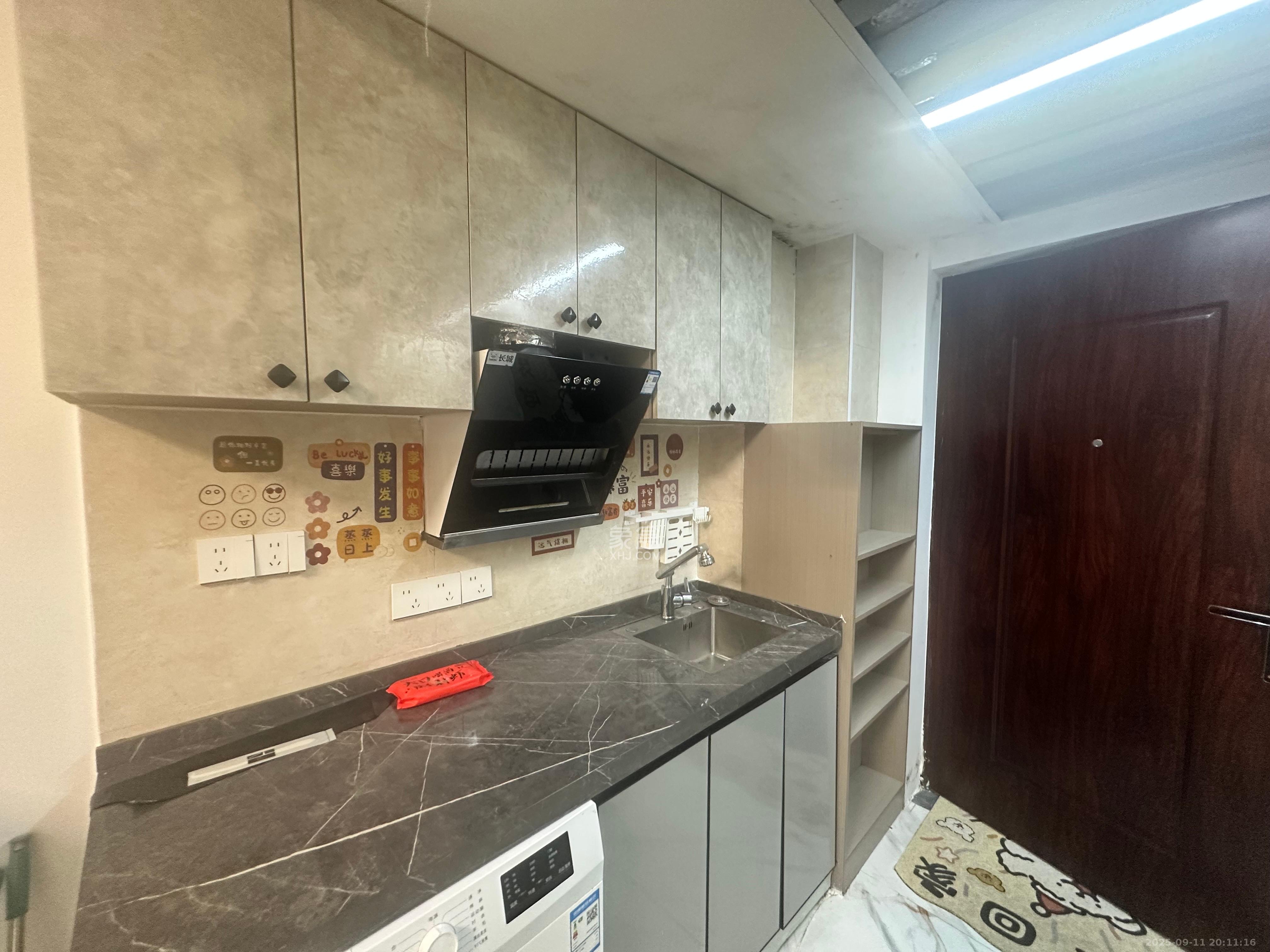 保利海德公园  1室1厅1卫    1750.0元/月室内图