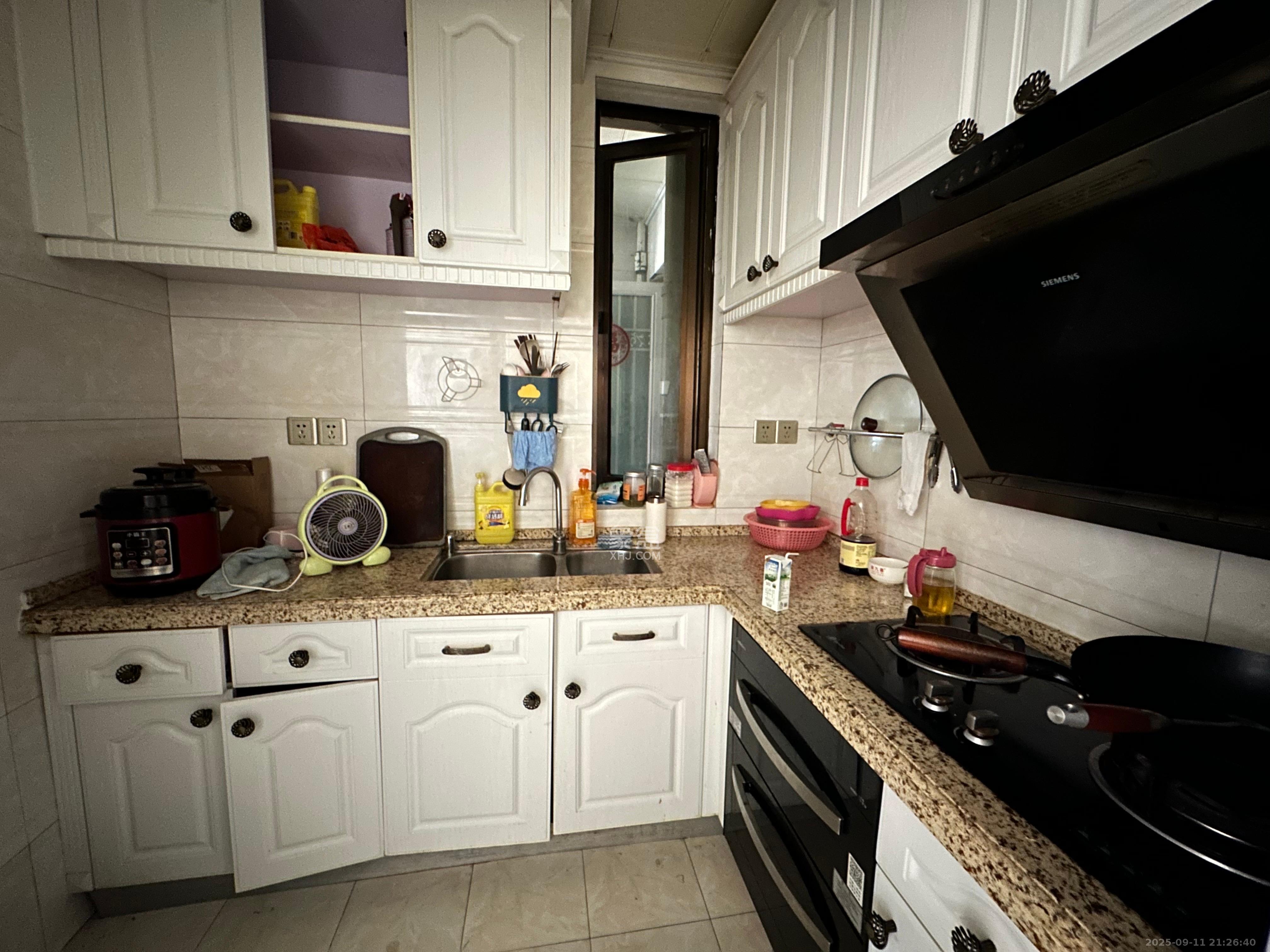 铂宫 2室2厅2卫 3200.0元/月 铂宫 2室2厅2卫 3200.0元/月室内图