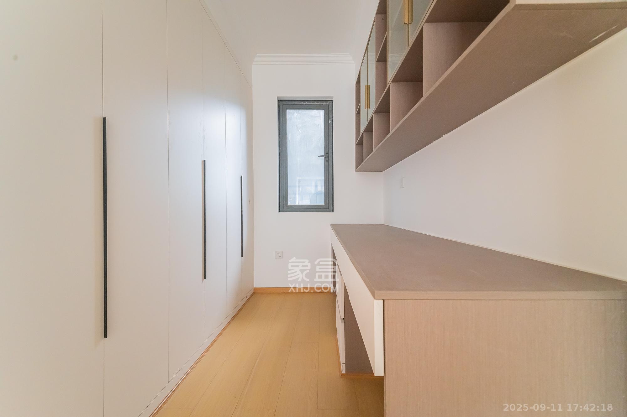 金辉优步星樾  3室2厅2卫    95.0万 金辉优步星樾  3室2厅2卫    95.0万其他