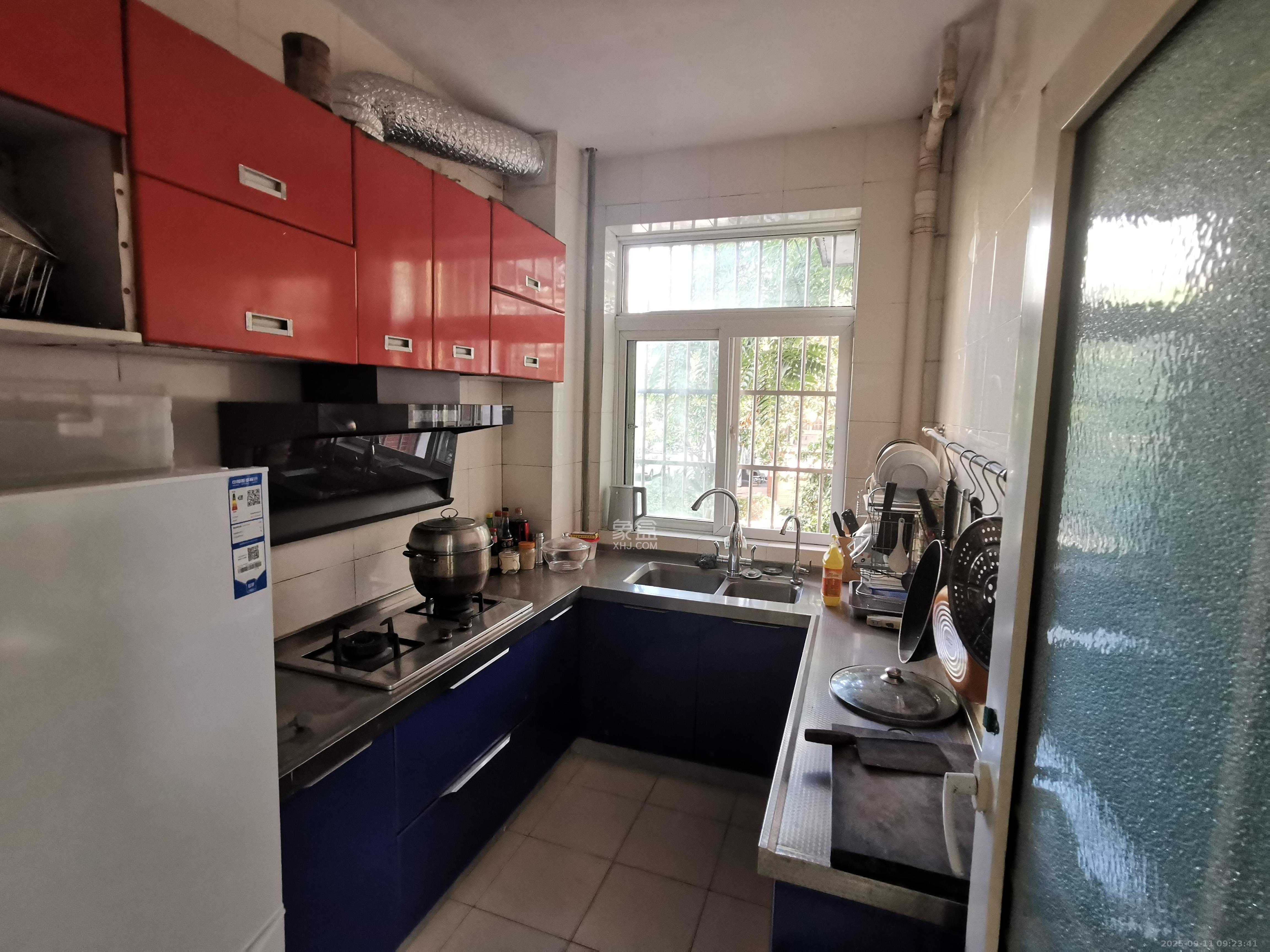 鄱阳小区 2室2厅1卫 1800.0元/月 鄱阳小区 2室2厅1卫 1800.0元/月室内图