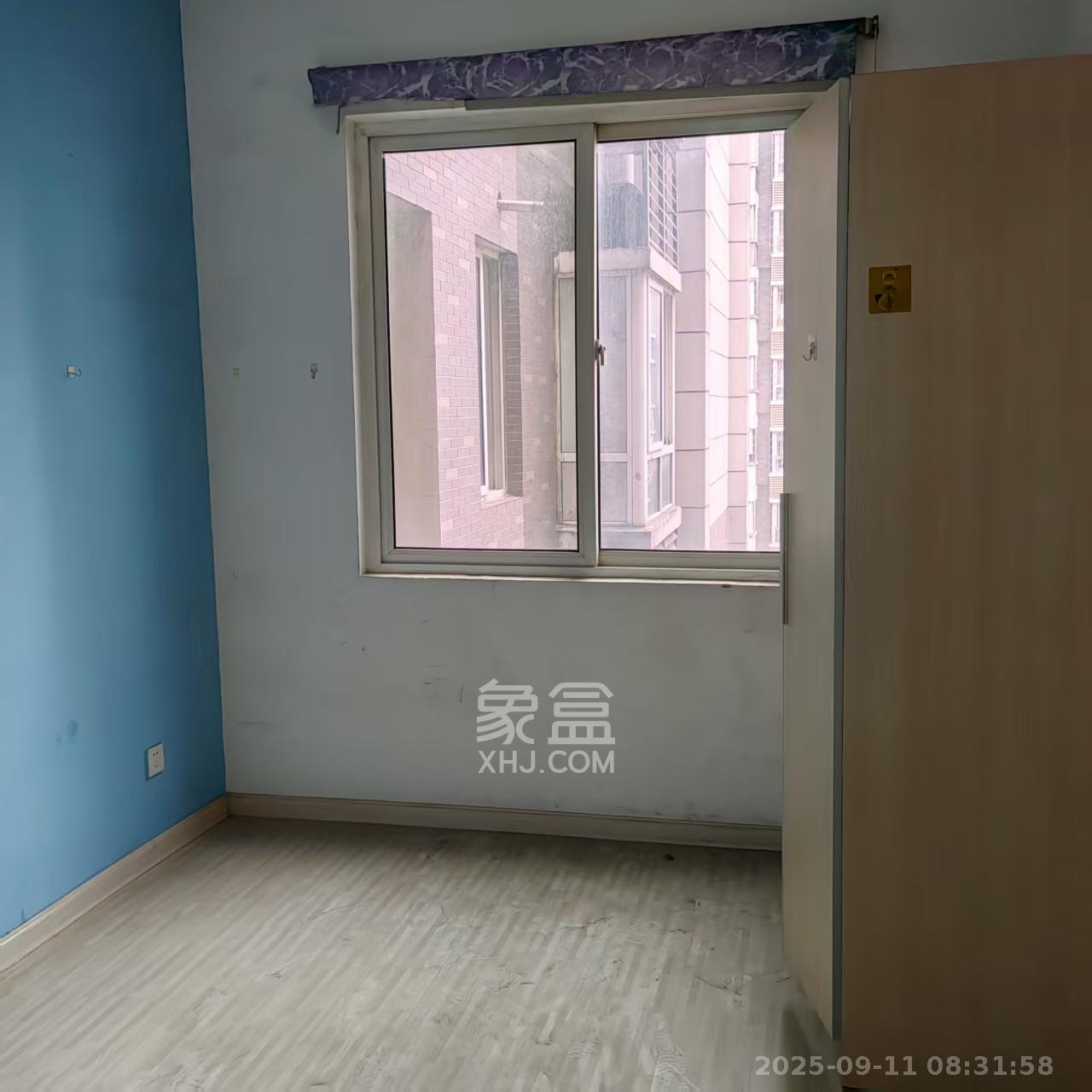 未来蜂巢  3室2厅2卫    1300.0元/月室内图