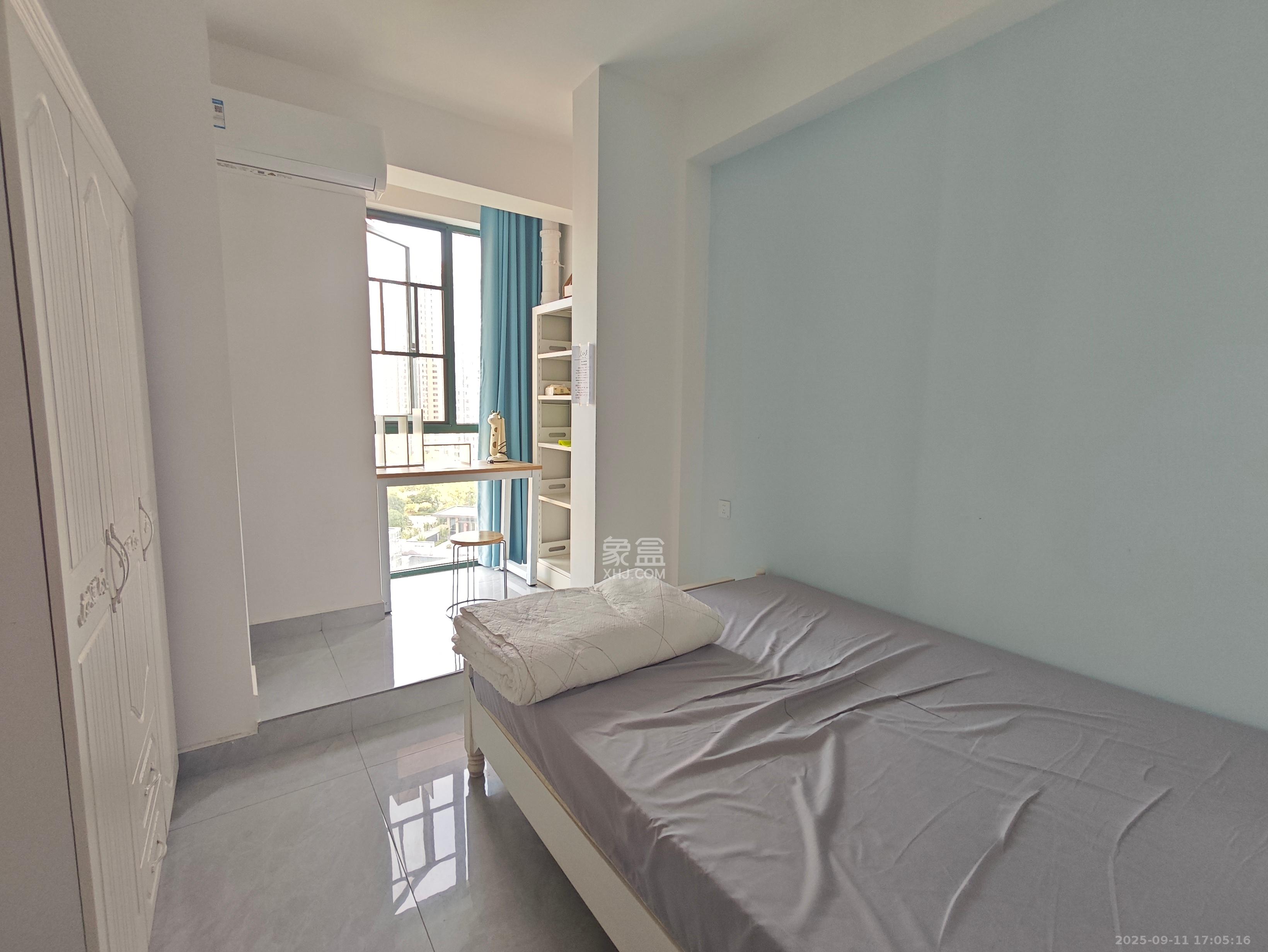 枫华府第  3室2厅1卫    2200.0元/月 枫华府第  3室2厅1卫    2200.0元/月室内图1