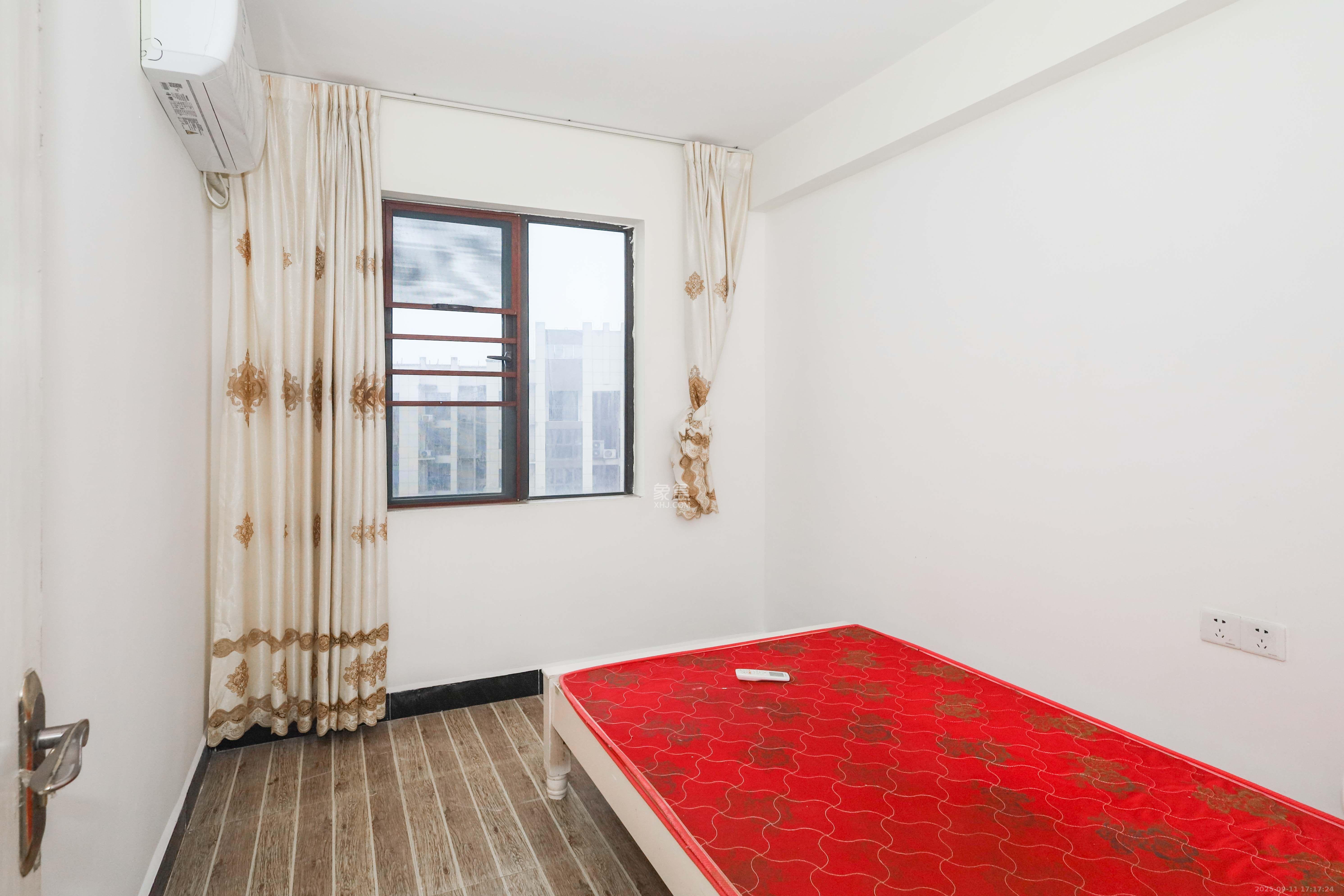 中国铁建梅溪青秀二期  4室2厅2卫    2800.0元/月 中国铁建梅溪青秀二期  4室2厅2卫    2800.0元/月室内图