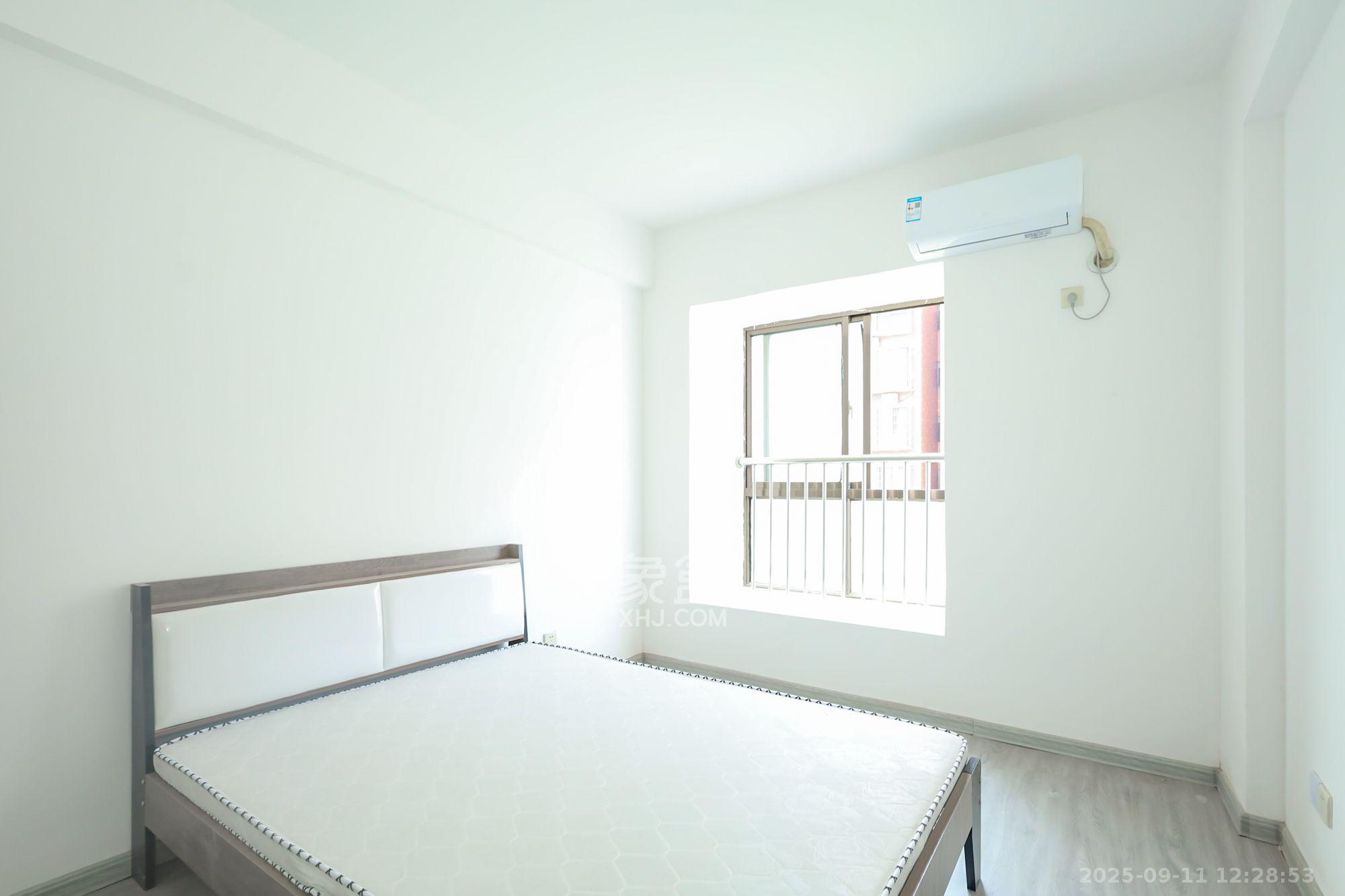 丽都桃源(金峰北院二期)  3室2厅2卫    2200.0元/月 丽都桃源(金峰北院二期)  3室2厅2卫    2200.0元/月室内图