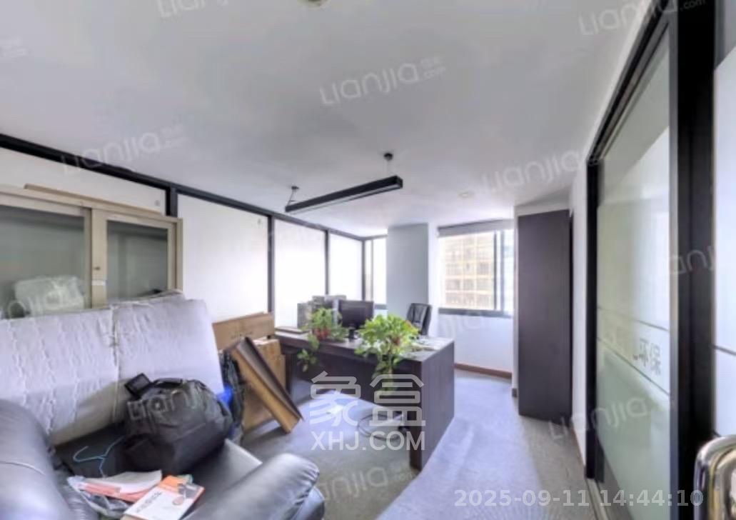 东方芙蓉 1室1厅1卫 4800.0元/月 东方芙蓉 1室1厅1卫 4800.0元/月室内图