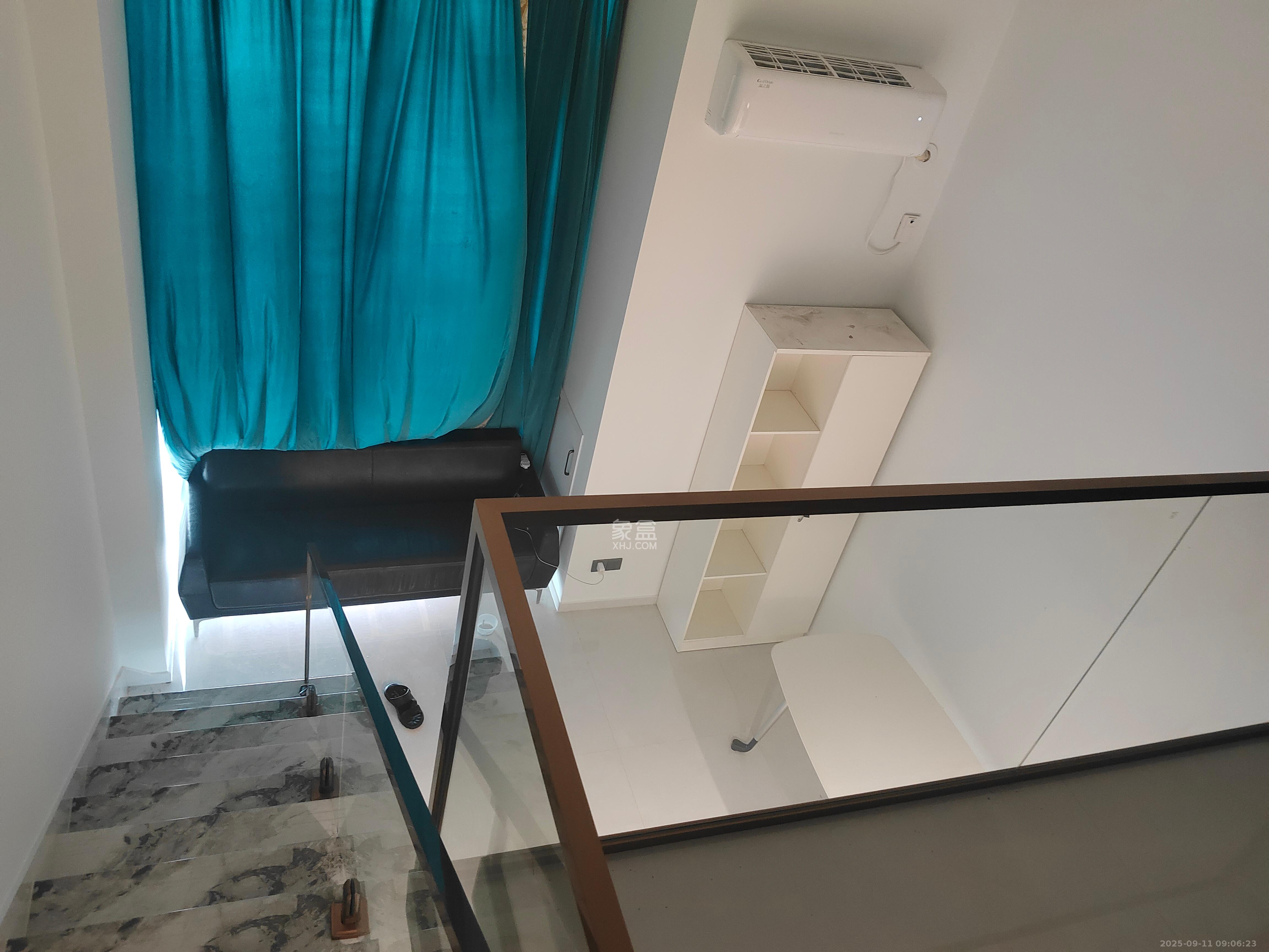 绿地V岛 1室0厅0卫 2200.0元/月 绿地V岛 1室0厅0卫 2200.0元/月室内图