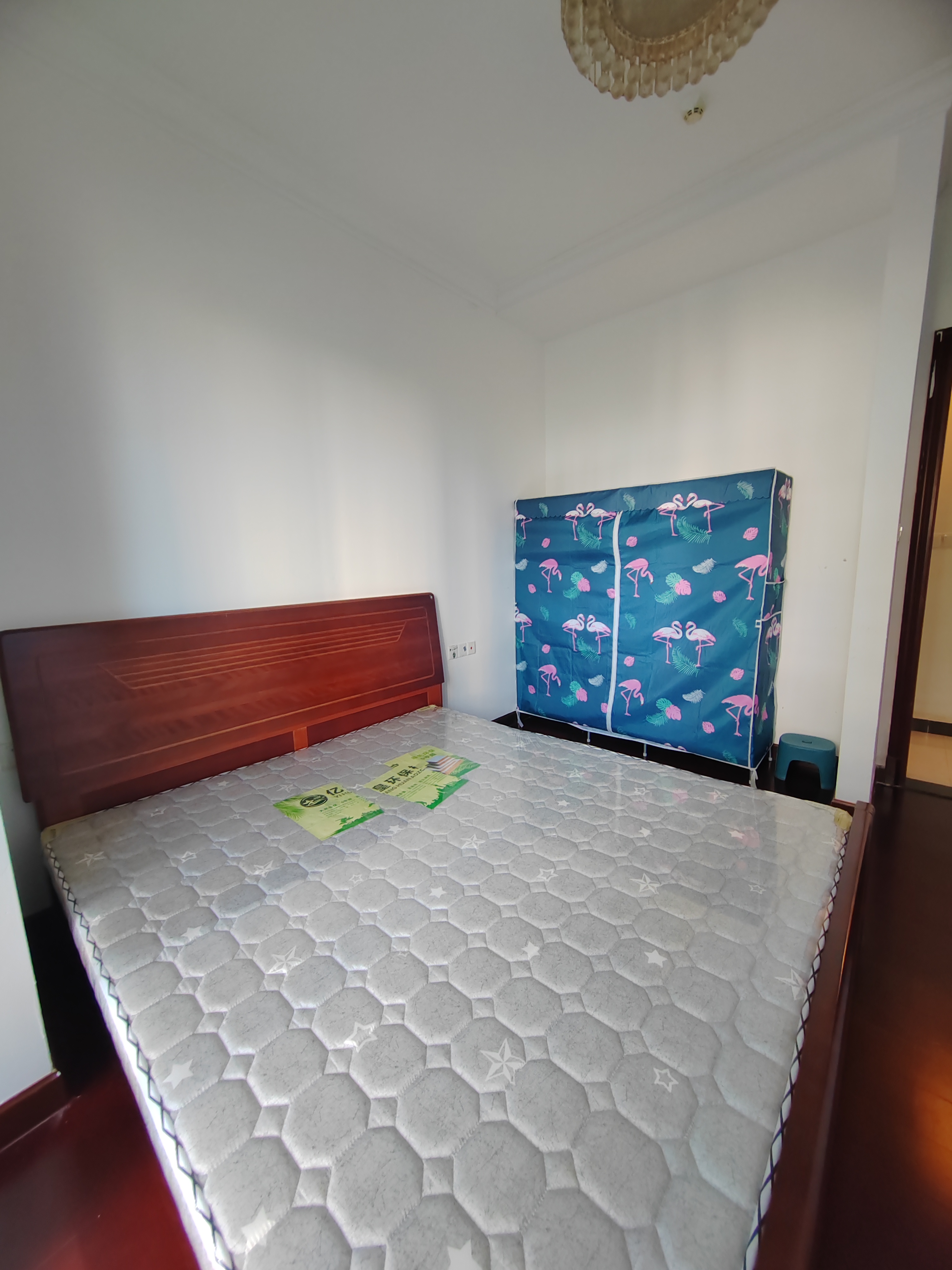 恒大美丽沙天寰湾 2室1厅1卫 128.0万 恒大美丽沙天寰湾 2室1厅1卫 128.0万客厅