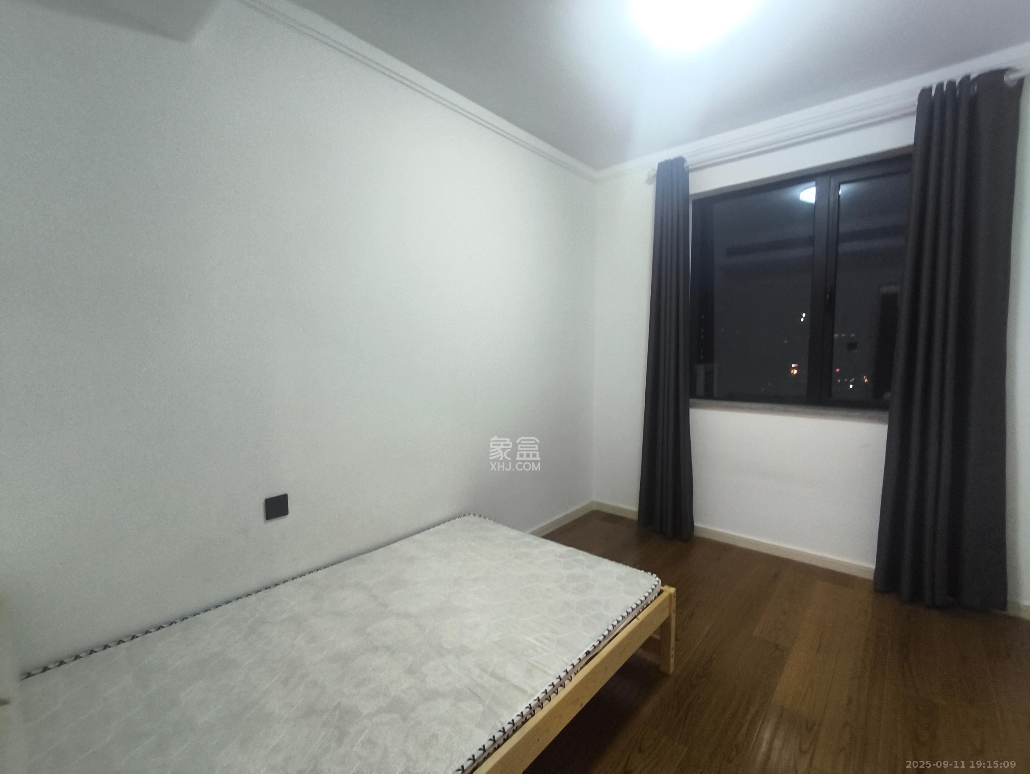 万科金色梦想C区  4室2厅2卫    4000.0元/月 万科金色梦想C区  4室2厅2卫    4000.0元/月室内图