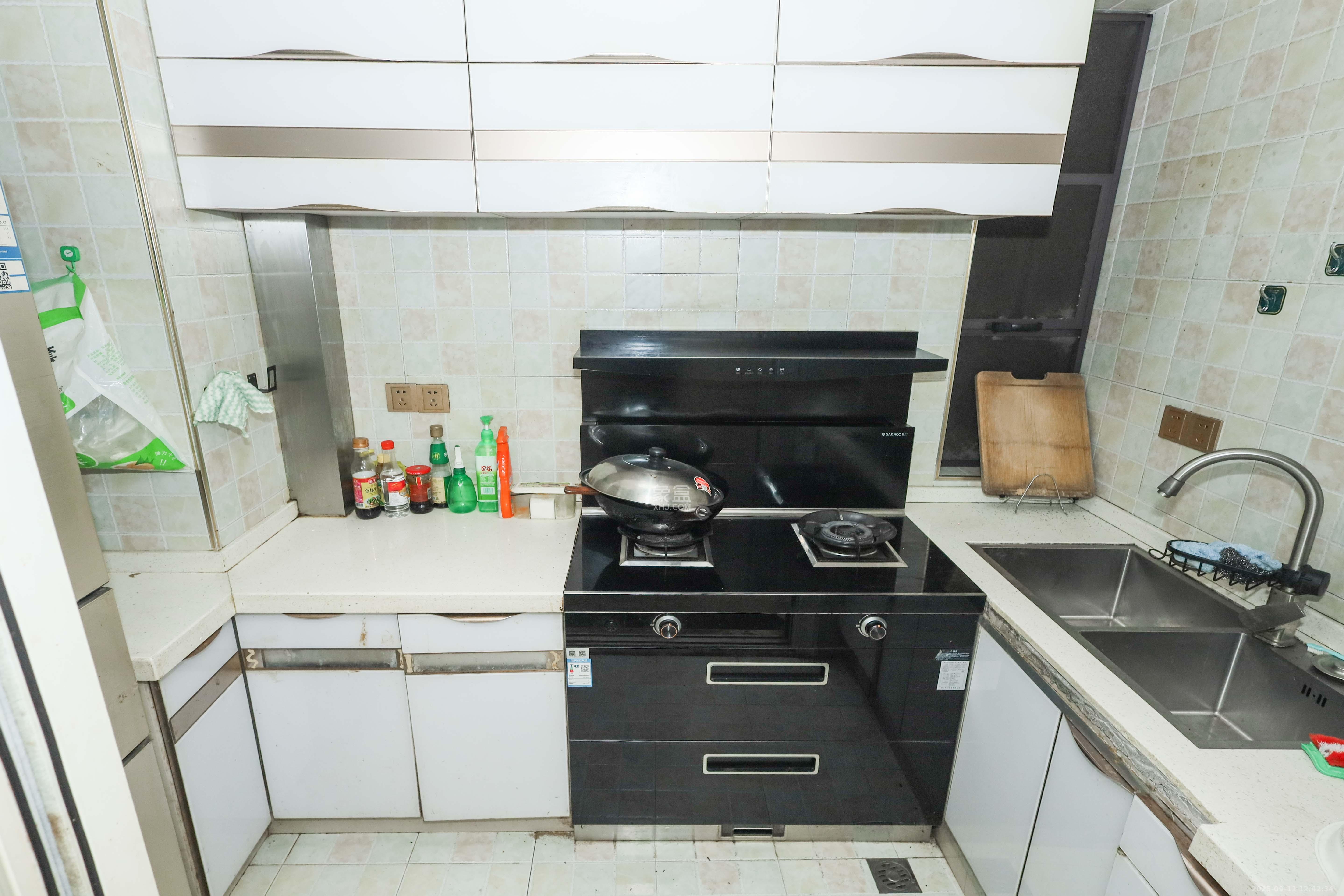 惠天然梅岭国际 3室2厅1卫 125.8万 惠天然梅岭国际 3室2厅1卫 125.8万厨房