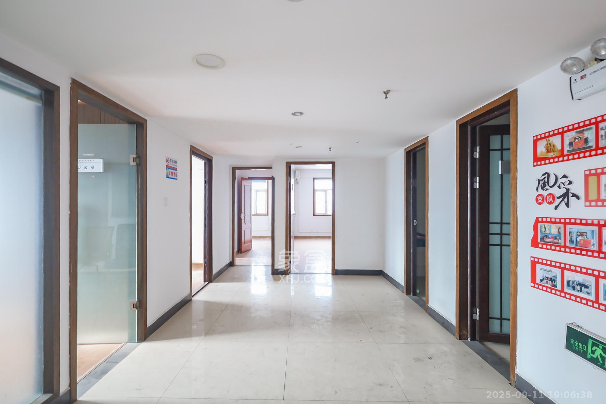 盛大泽西城 1室0厅0卫 25.0万 盛大泽西城 1室0厅0卫 25.0万卧室