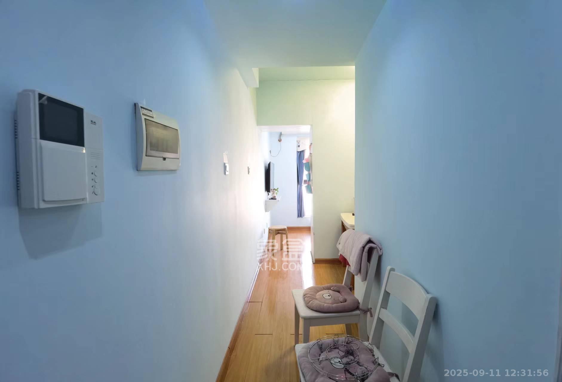 少帅府  1室1厅1卫    2000.0元/月室内图