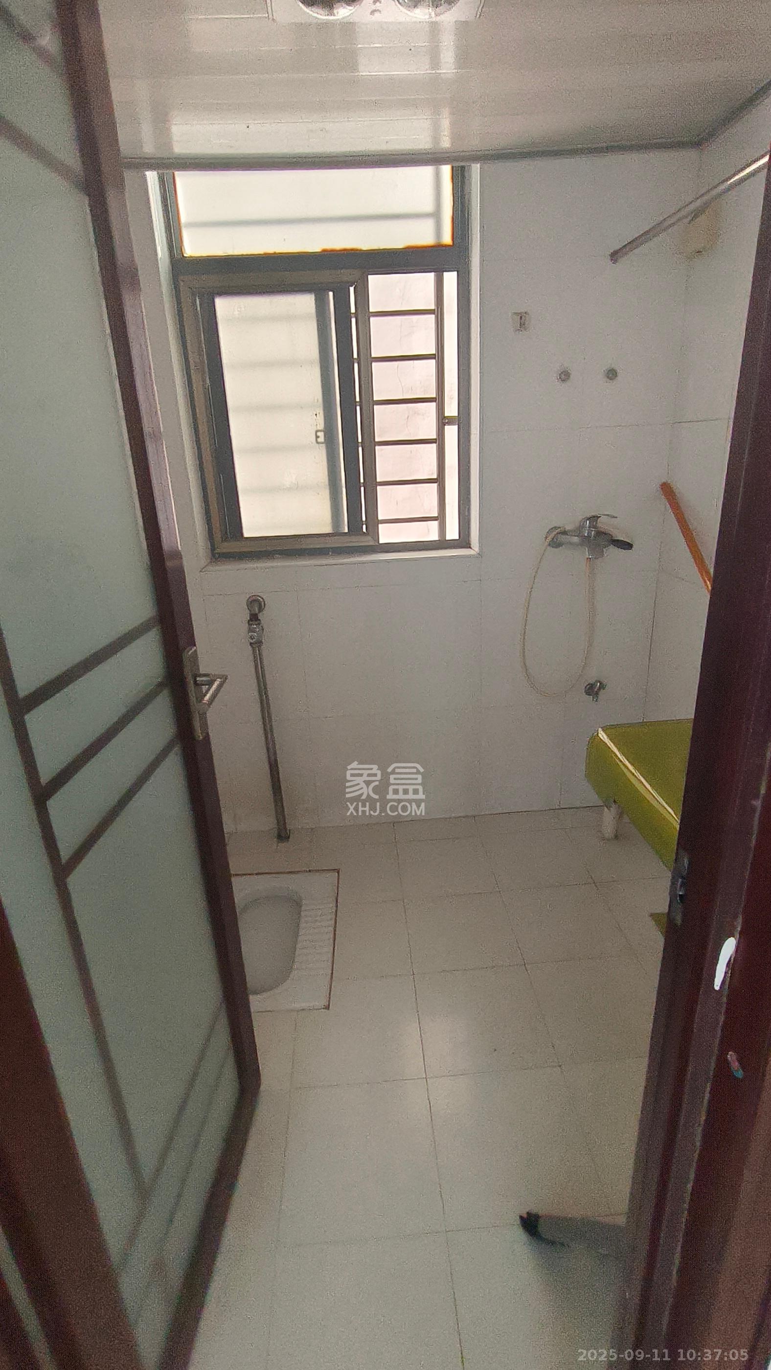 欧园 1室2厅1卫 1900.0元/月 欧园 1室2厅1卫 1900.0元/月室内图