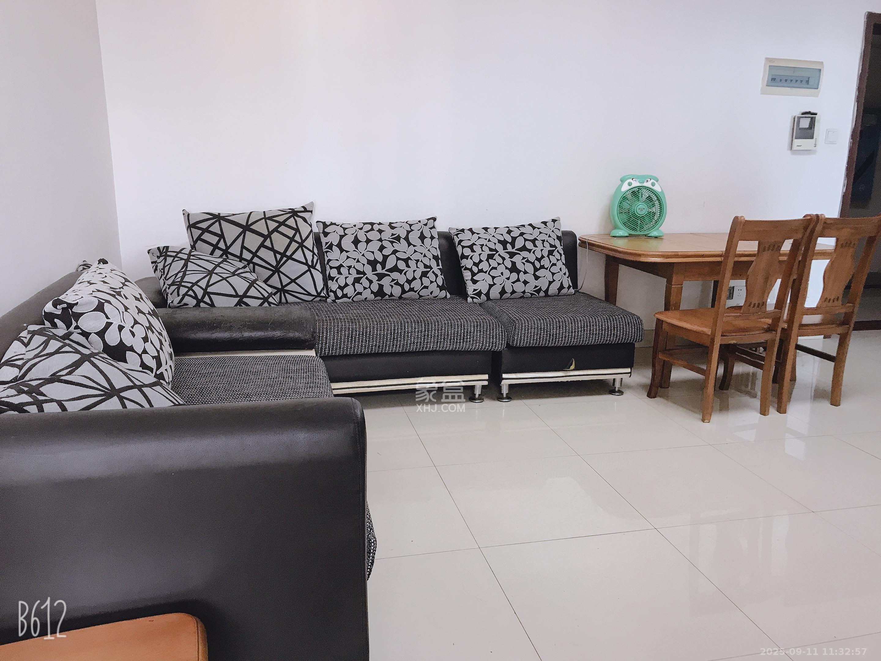 益佳苑  2室2厅1卫    2600.0元/月室内图