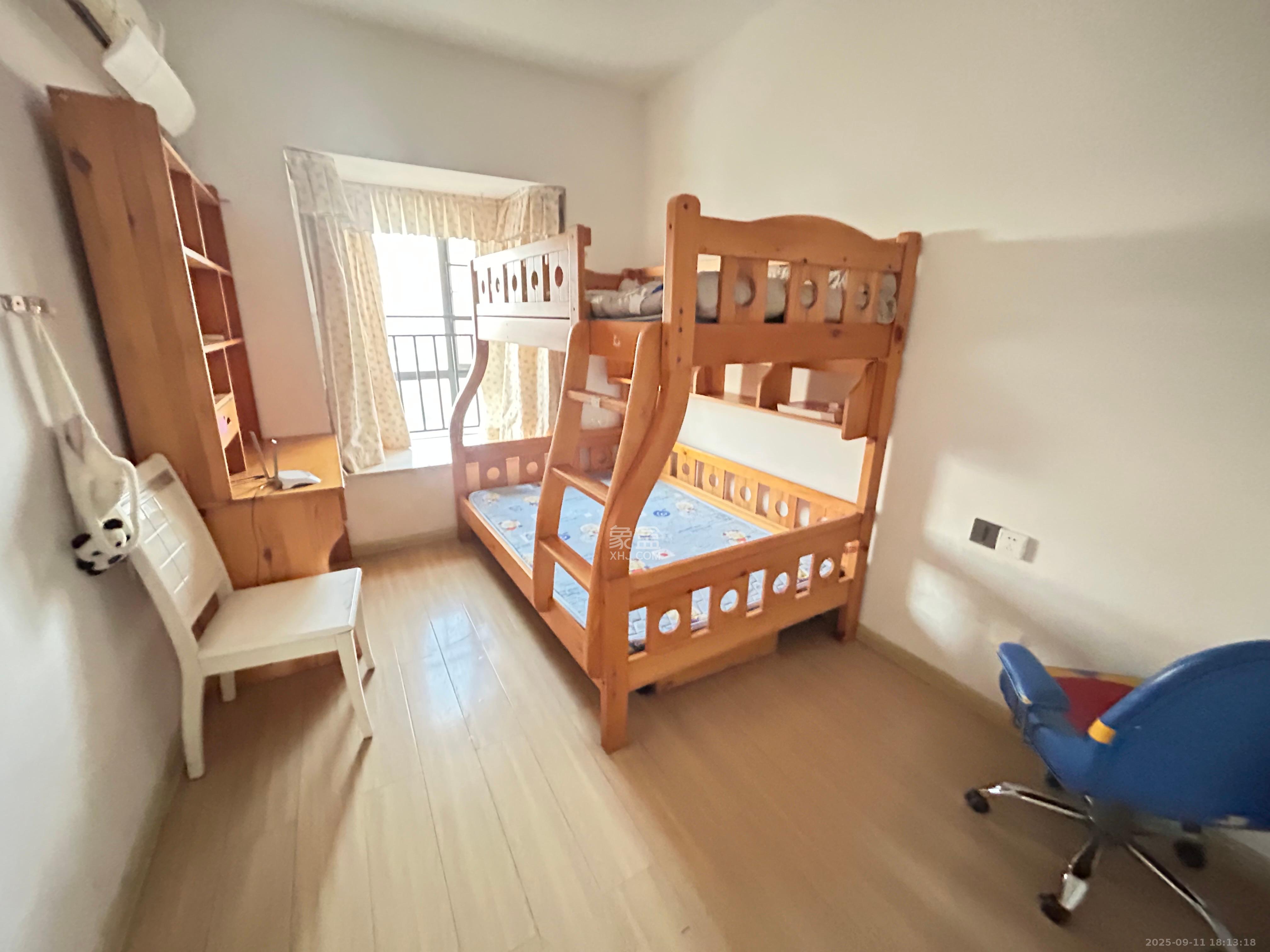 上海城小区 3室2厅1卫 2500.0元/月 上海城小区 3室2厅1卫 2500.0元/月室内图