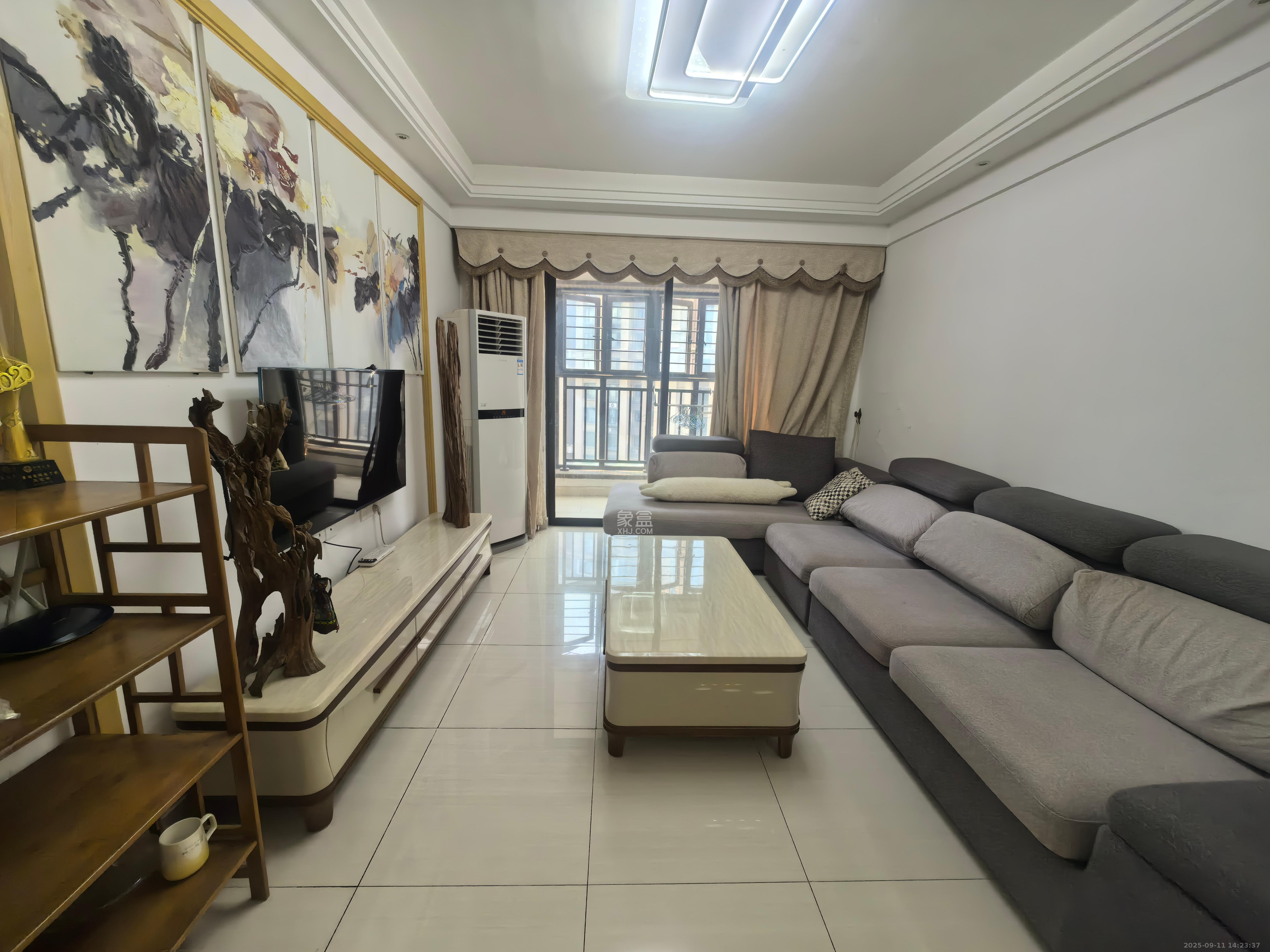 中海国际四期  2室2厅1卫    2000.0元/月室内图