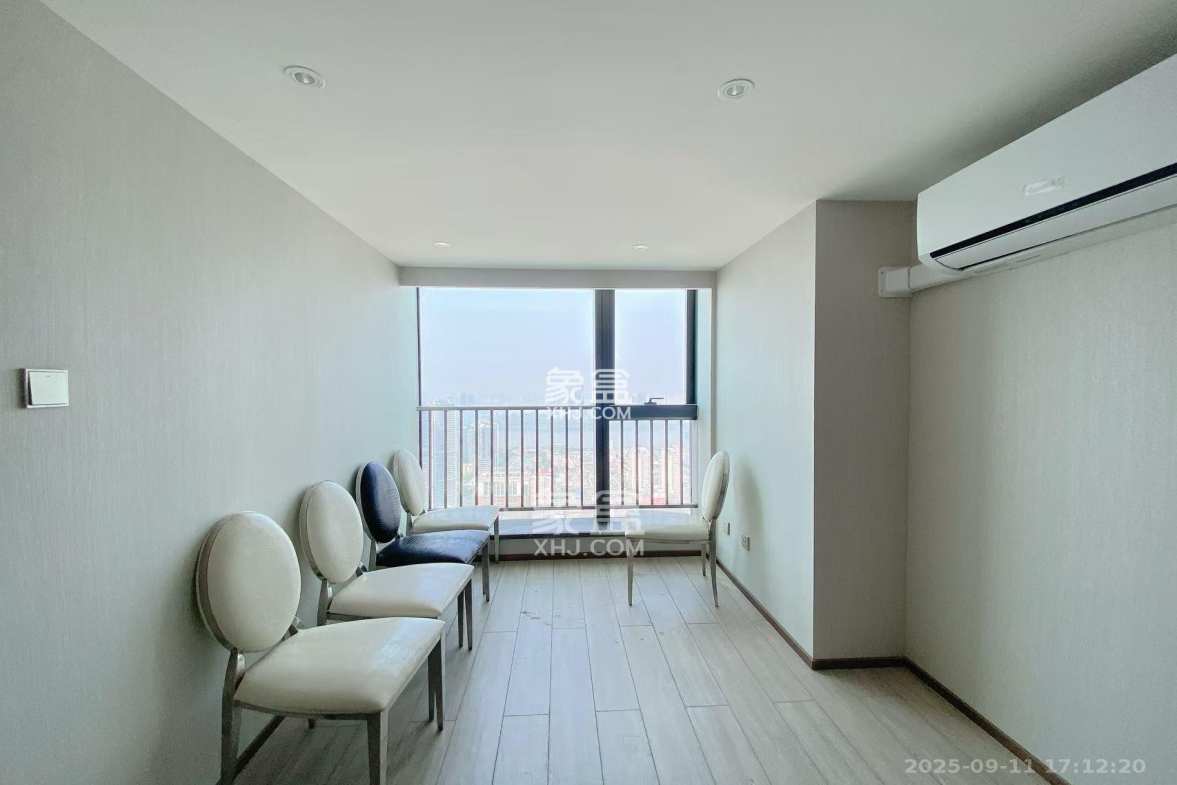 华远华时代 2室1厅1卫 2800.0元/月 华远华时代 2室1厅1卫 2800.0元/月室内图