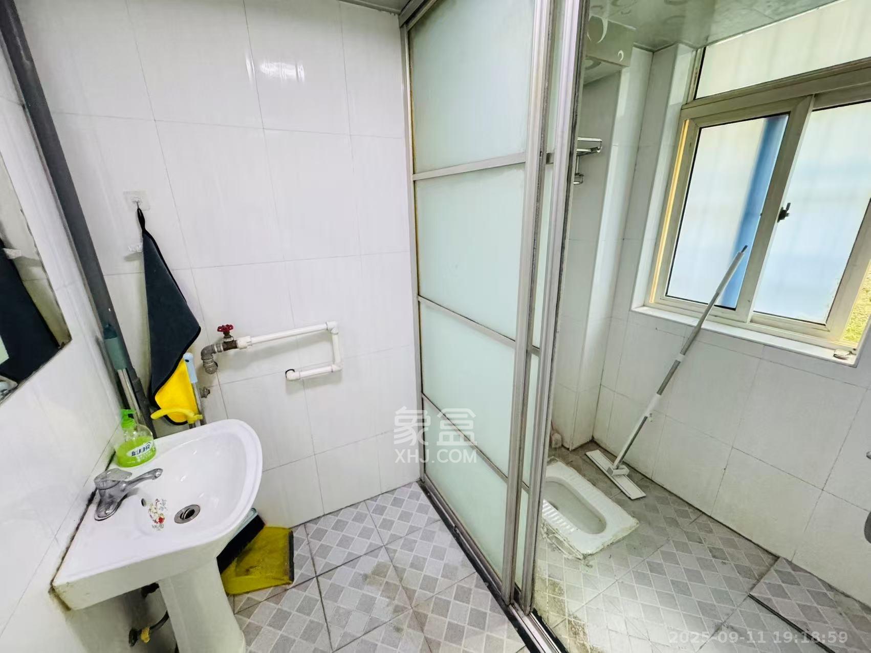 广厦新村  2室2厅1卫    1300.0元/月室内图