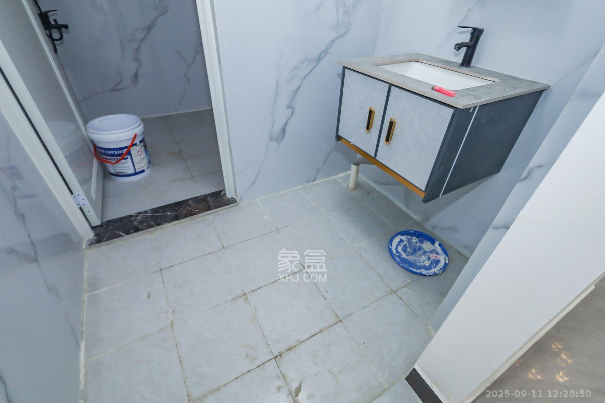 丽都桃源(金峰北院二期)  3室2厅2卫    2200.0元/月 丽都桃源(金峰北院二期)  3室2厅2卫    2200.0元/月室内图