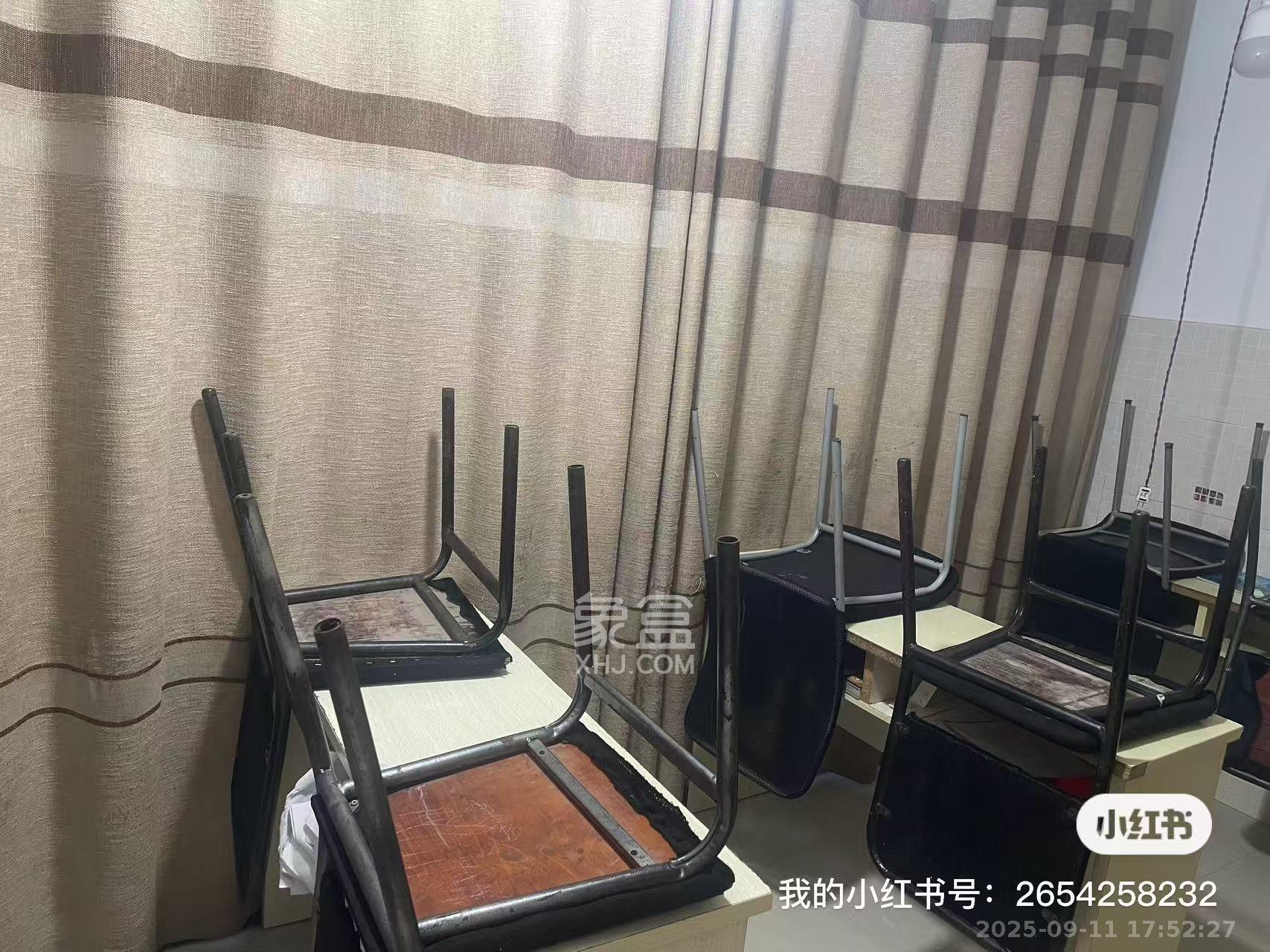 家和苑（原梅溪湖保障性住房一期）  3室2厅2卫    2400.0元/月室内图1