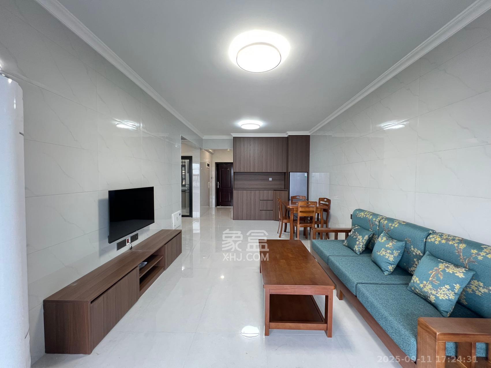 嘉雨兴园  2室1厅1卫    2500.0元/月室内图