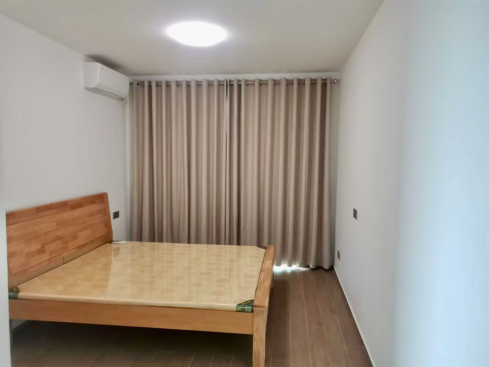 雅居乐江东紫航一号 3室2厅2卫 1500.0元/月 雅居乐江东紫航一号 3室2厅2卫 1500.0元/月室内图