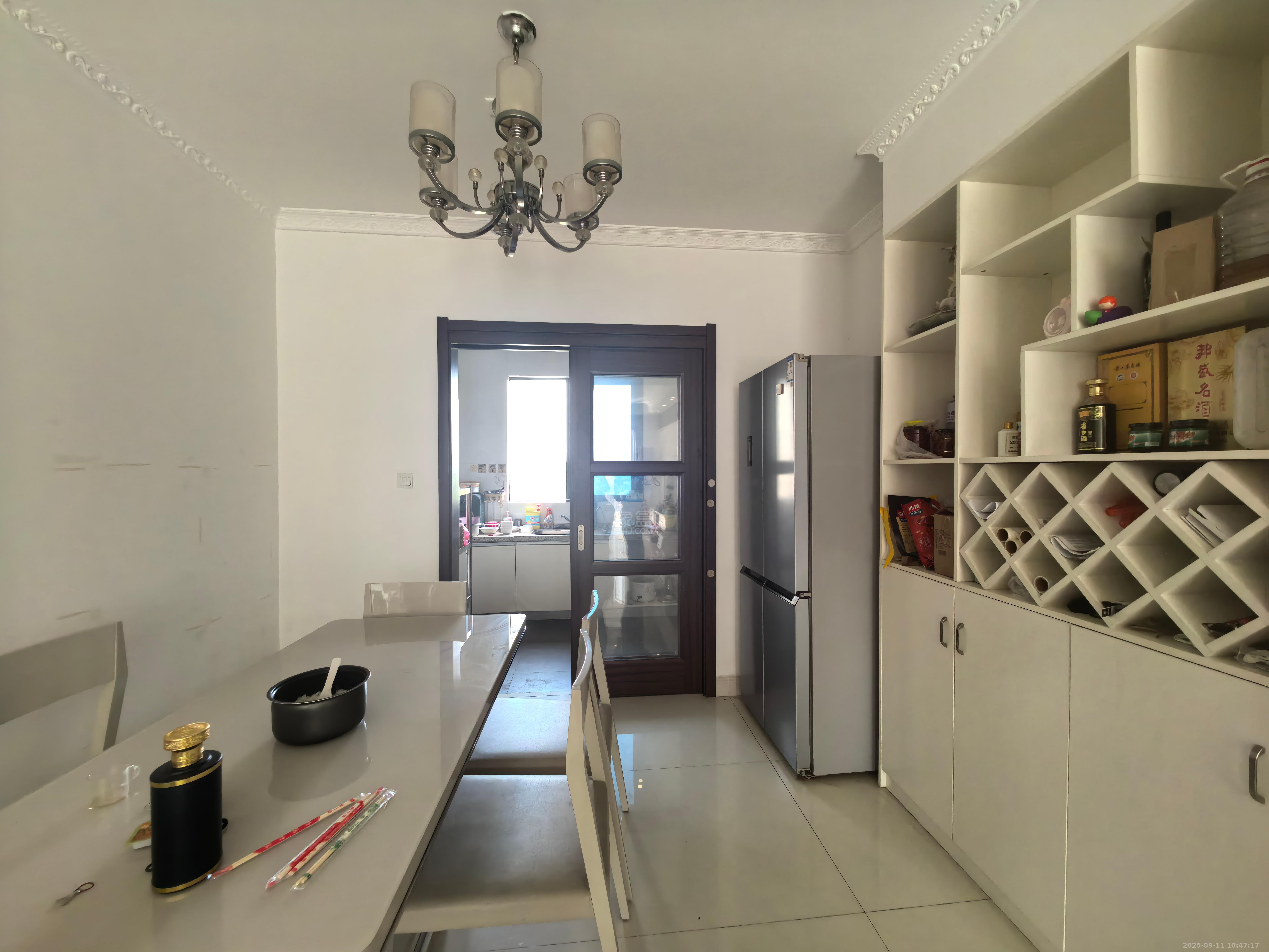 碧桂园 3室2厅1卫 1700.0元/月 碧桂园 3室2厅1卫 1700.0元/月室内图