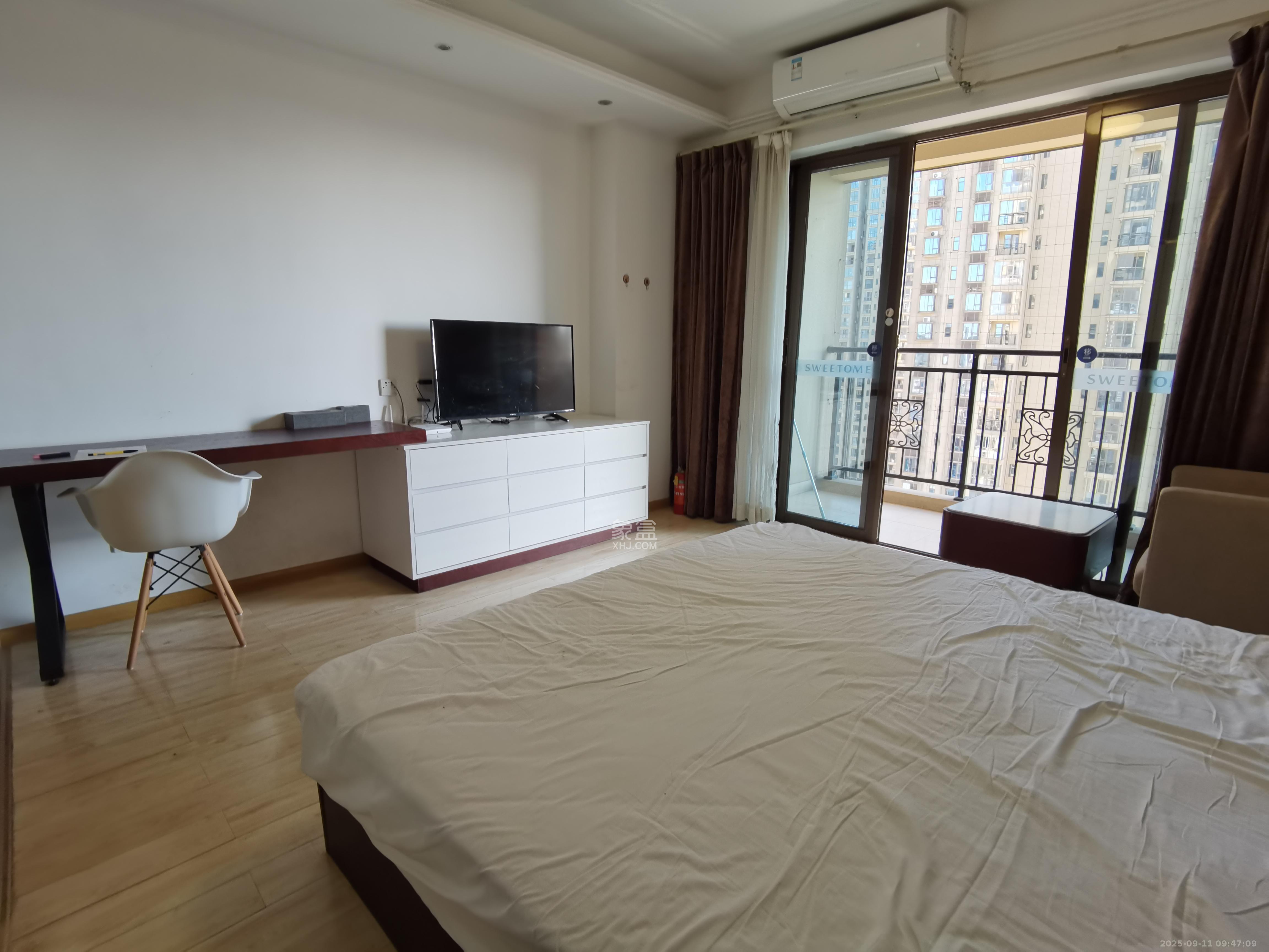 江山帝景哈佛  1室1厅1卫    1400.0元/月室内图