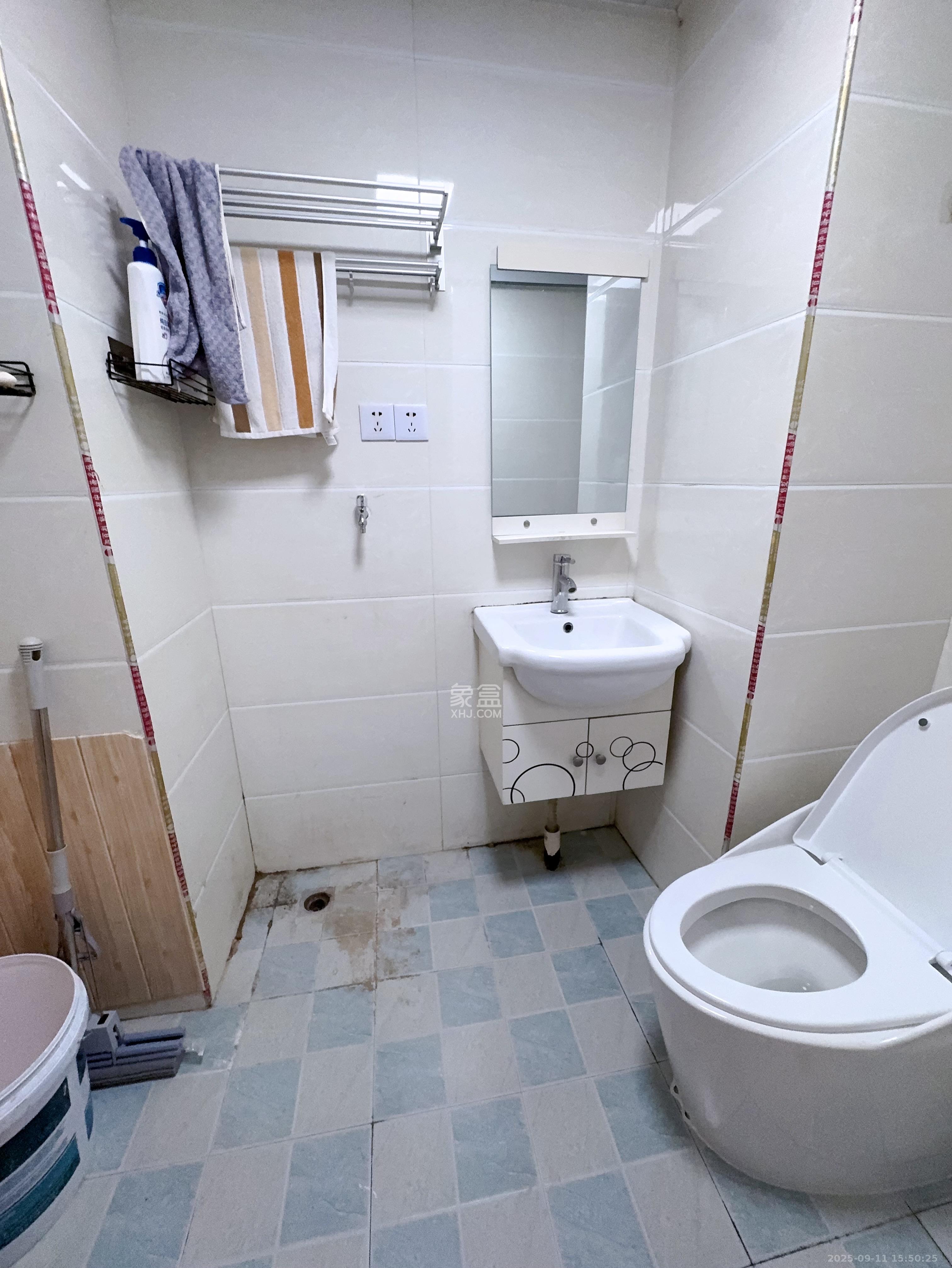 永林小时代  1室1厅1卫    1350.0元/月室内图