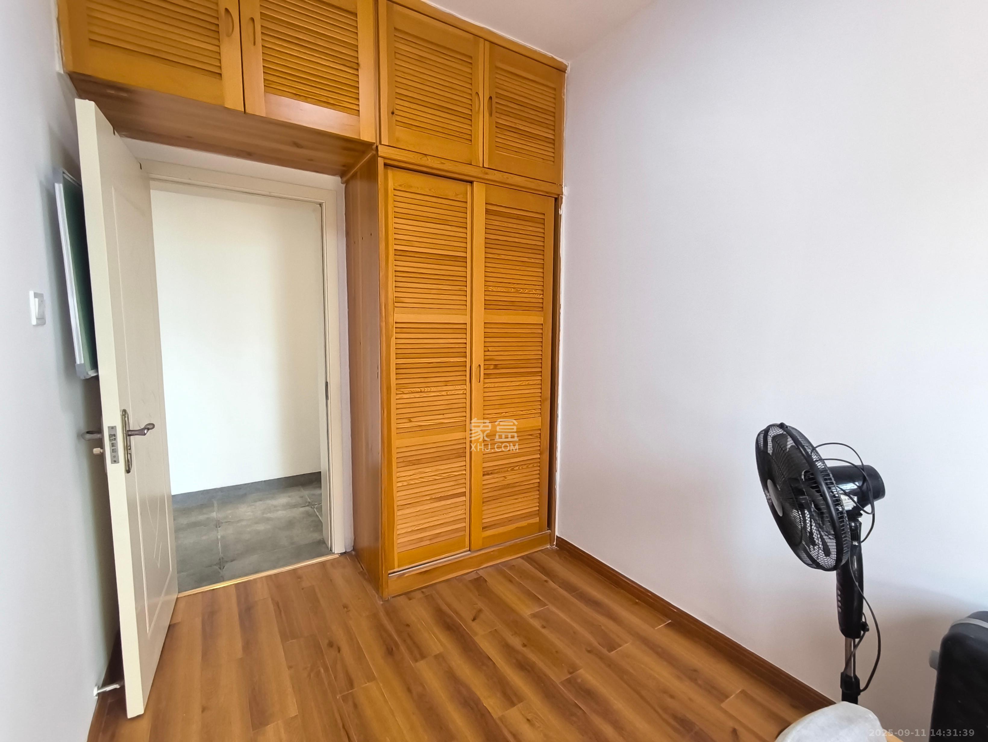 湖南报业文化城（米地亚家园）  3室2厅1卫    1800.0元/月室内图