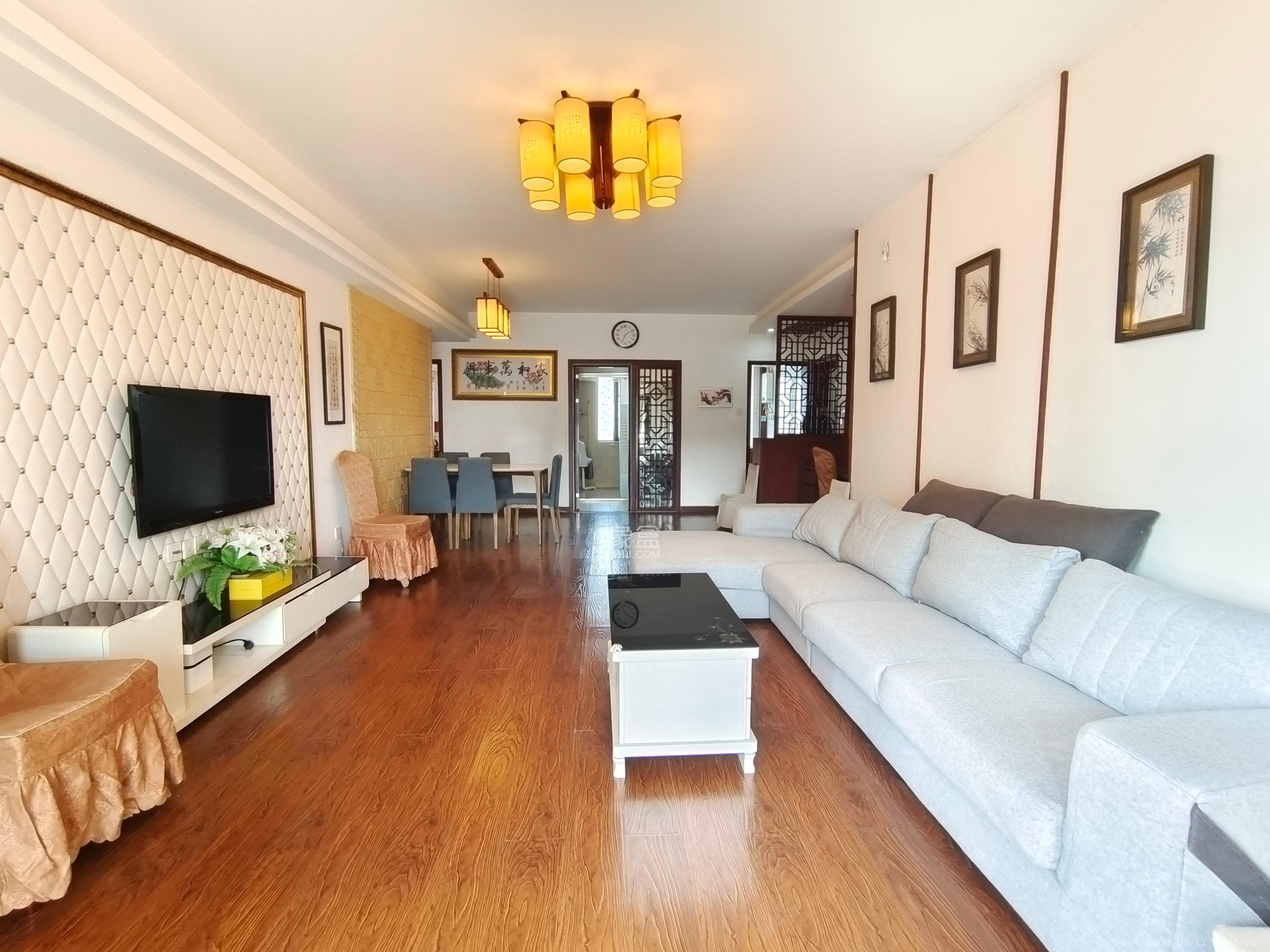 绿洲花园  3室2厅2卫    3500.0元/月 绿洲花园  3室2厅2卫    3500.0元/月室内图