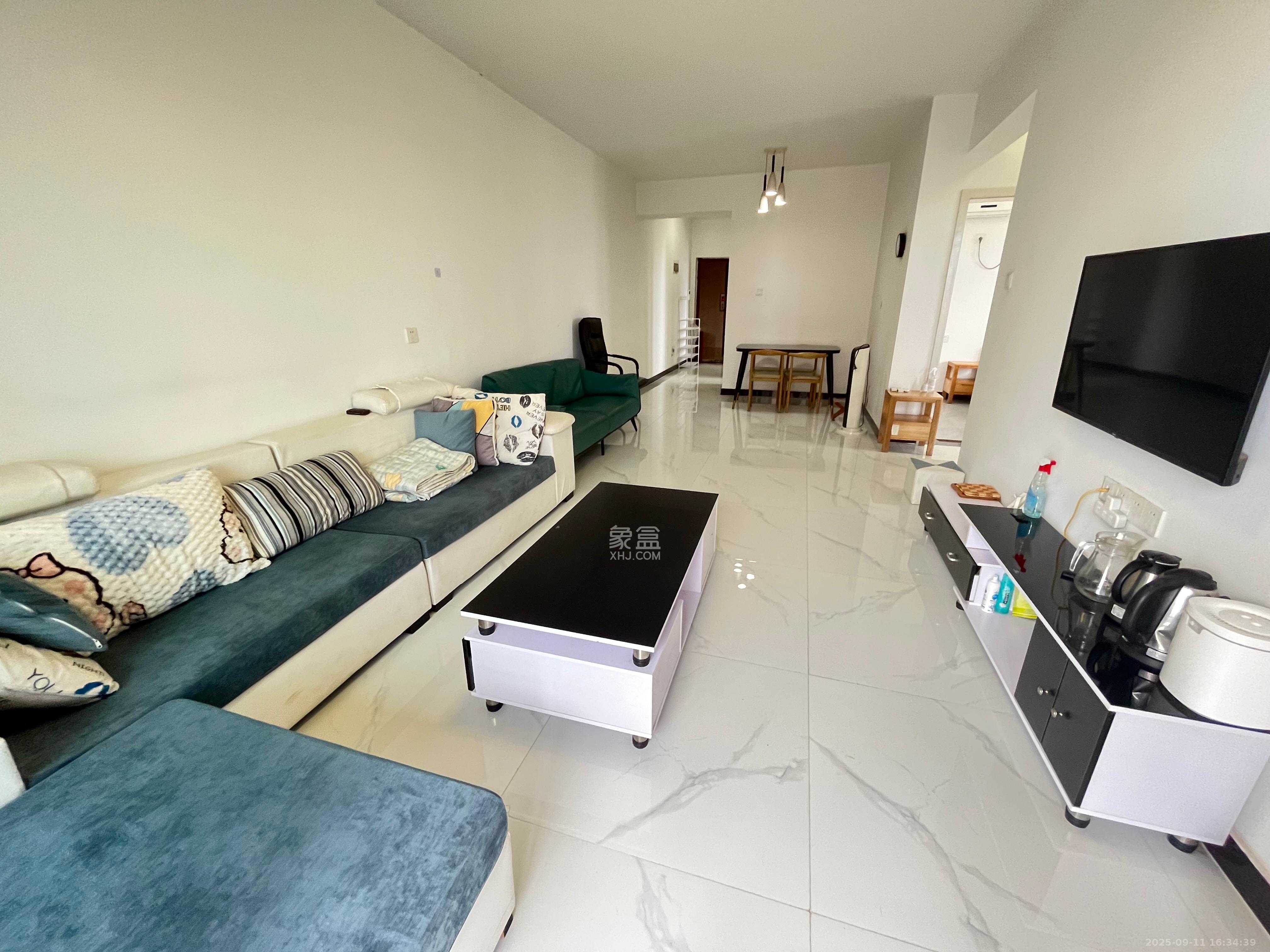 鸿邦国际城 3室2厅1卫 1700.0元/月 鸿邦国际城 3室2厅1卫 1700.0元/月室内图