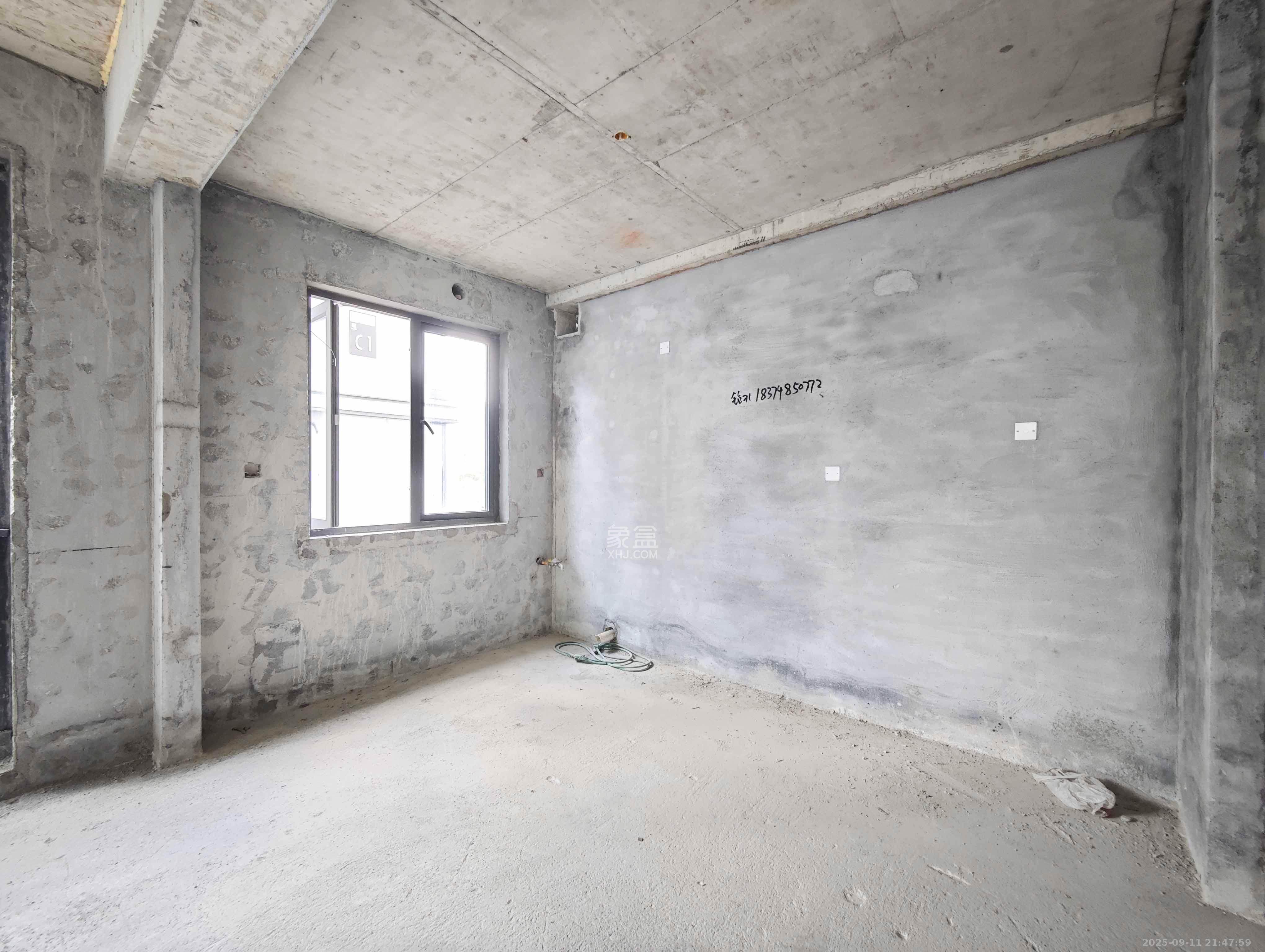 新城明昱东方 6室2厅3卫 408.0万 新城明昱东方 6室2厅3卫 408.0万其他