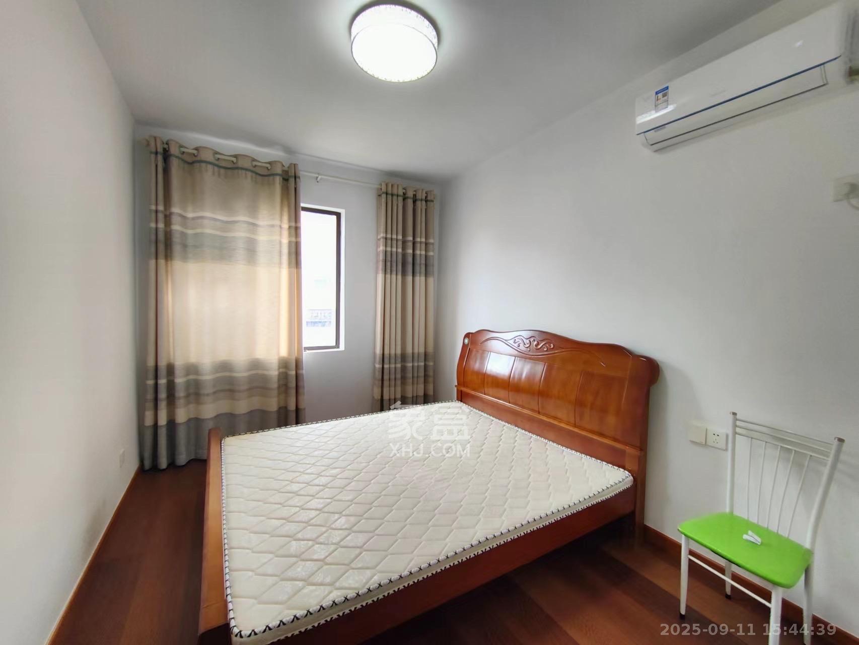 鑫远和城(一、二期)  4室2厅2卫    2600.0元/月 鑫远和城(一、二期)  4室2厅2卫    2600.0元/月室内图