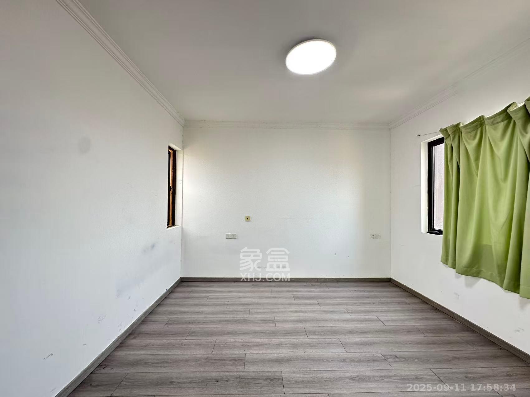 光明E城  2室2厅1卫    2000.0元/月 光明E城  2室2厅1卫    2000.0元/月室内图