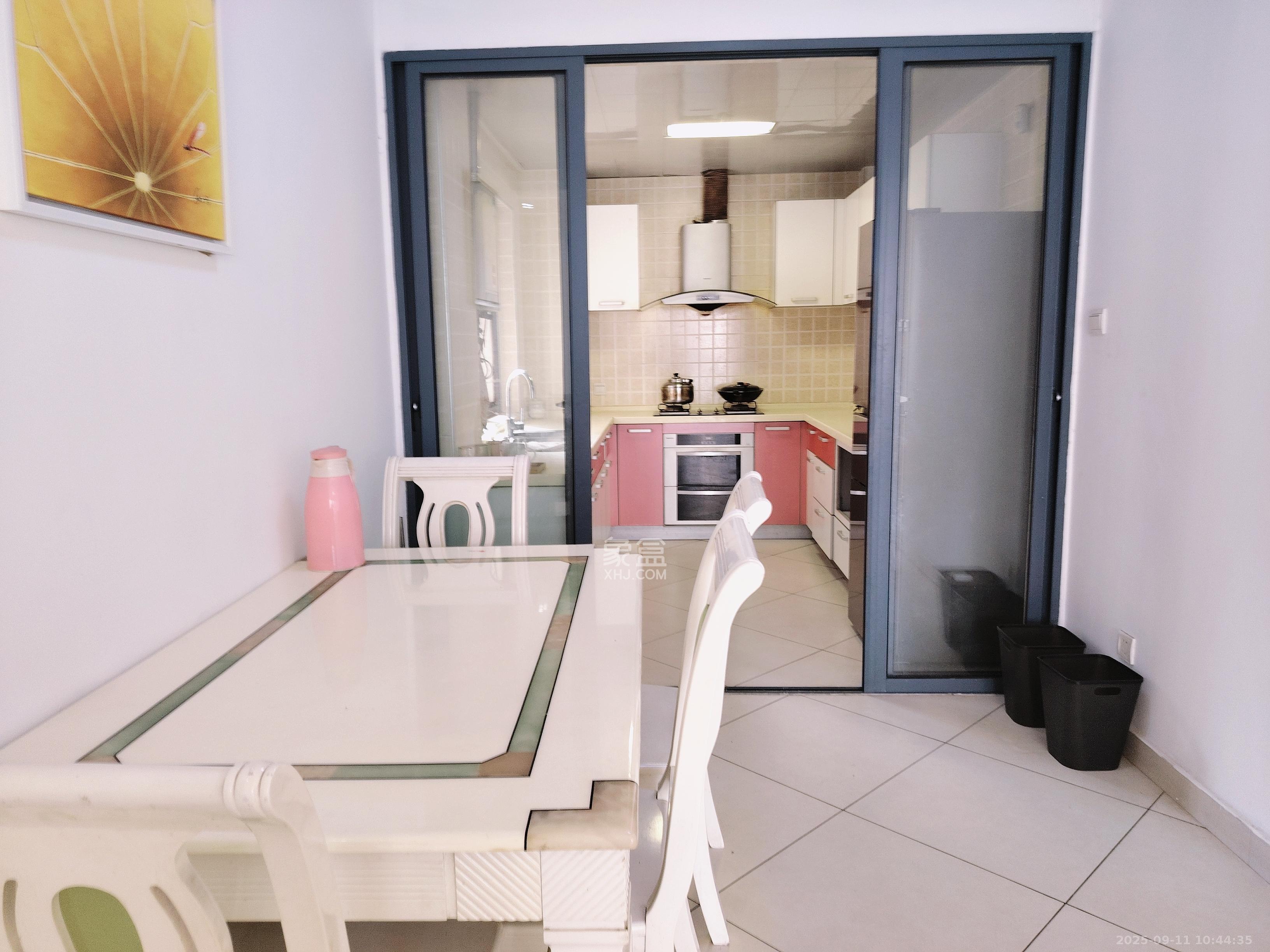 湘江北尚  3室2厅2卫    3400.0元/月 湘江北尚  3室2厅2卫    3400.0元/月室内图