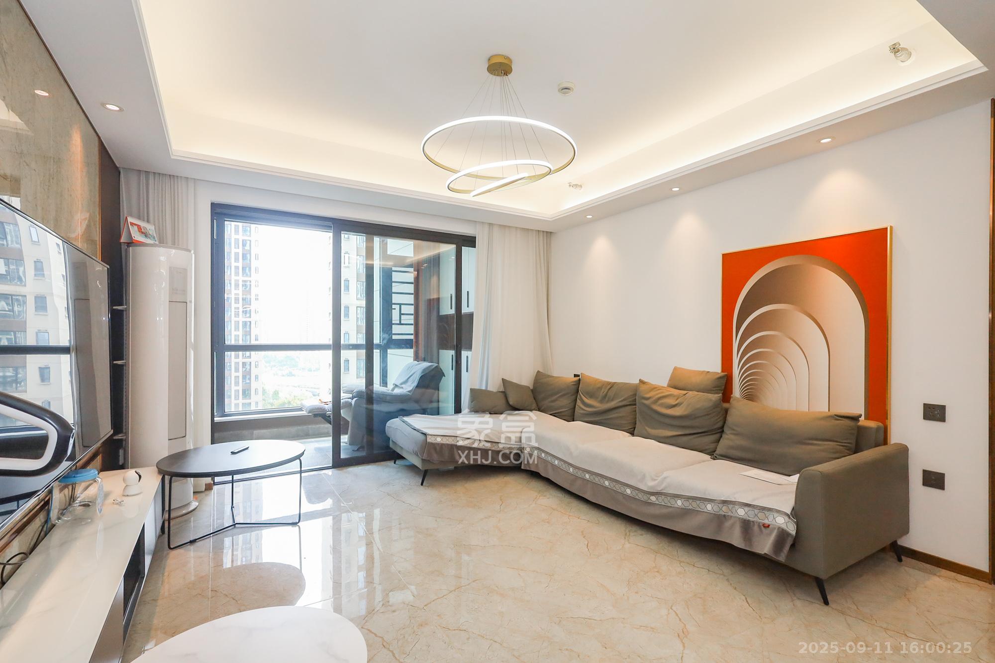 万科里金域滨江  4室2厅2卫    268.0万 万科里金域滨江  4室2厅2卫    268.0万