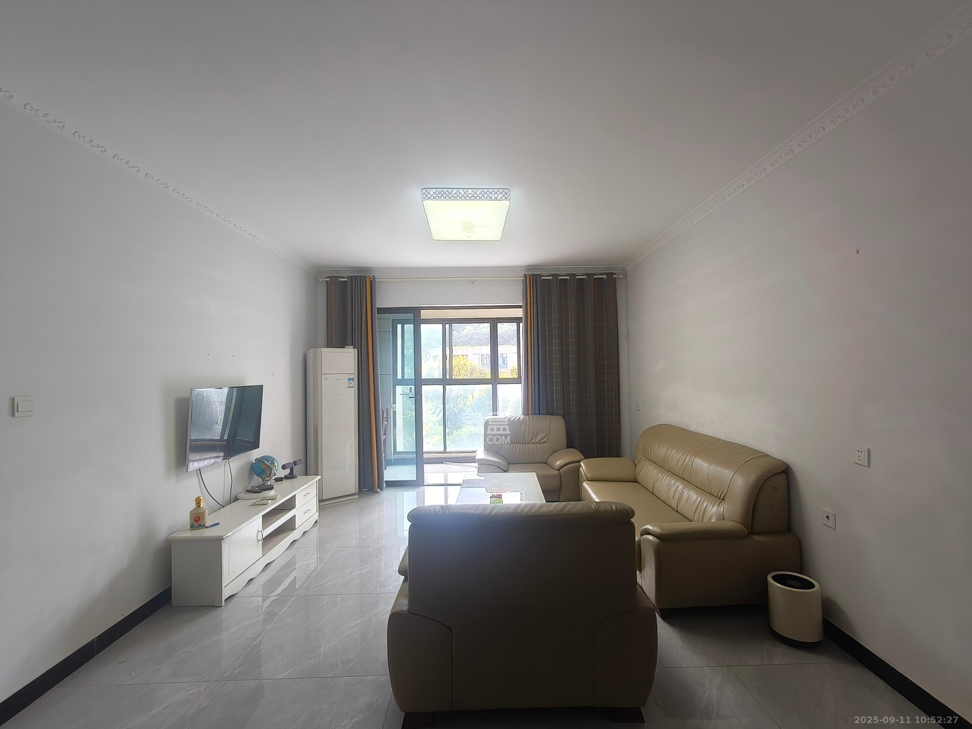 佳兆业云顶梅溪湖(佳兆业梅溪荟)  3室2厅2卫    3000.0元/月 佳兆业云顶梅溪湖(佳兆业梅溪荟)  3室2厅2卫    3000.0元/月室内图1