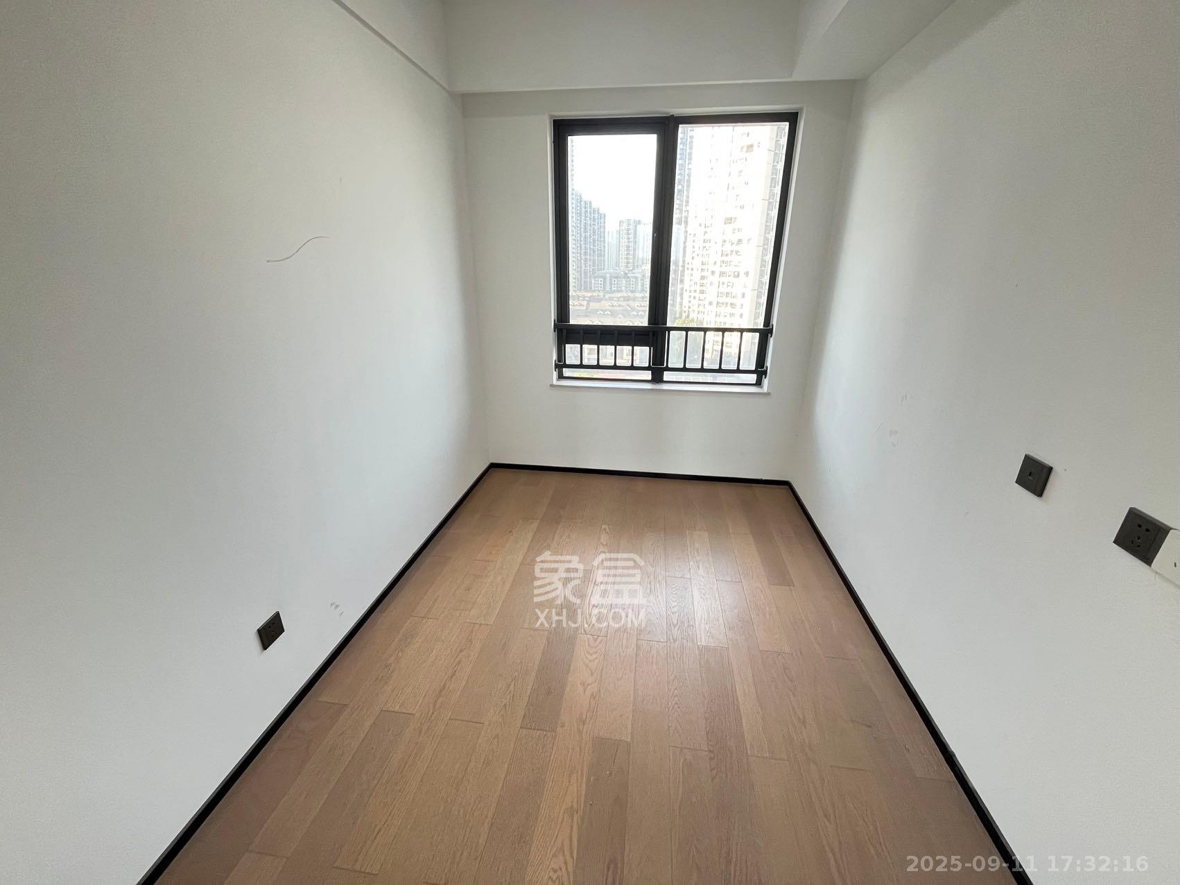 万科魅力之城 4室2厅2卫 3500.0元/月 万科魅力之城 4室2厅2卫 3500.0元/月室内图